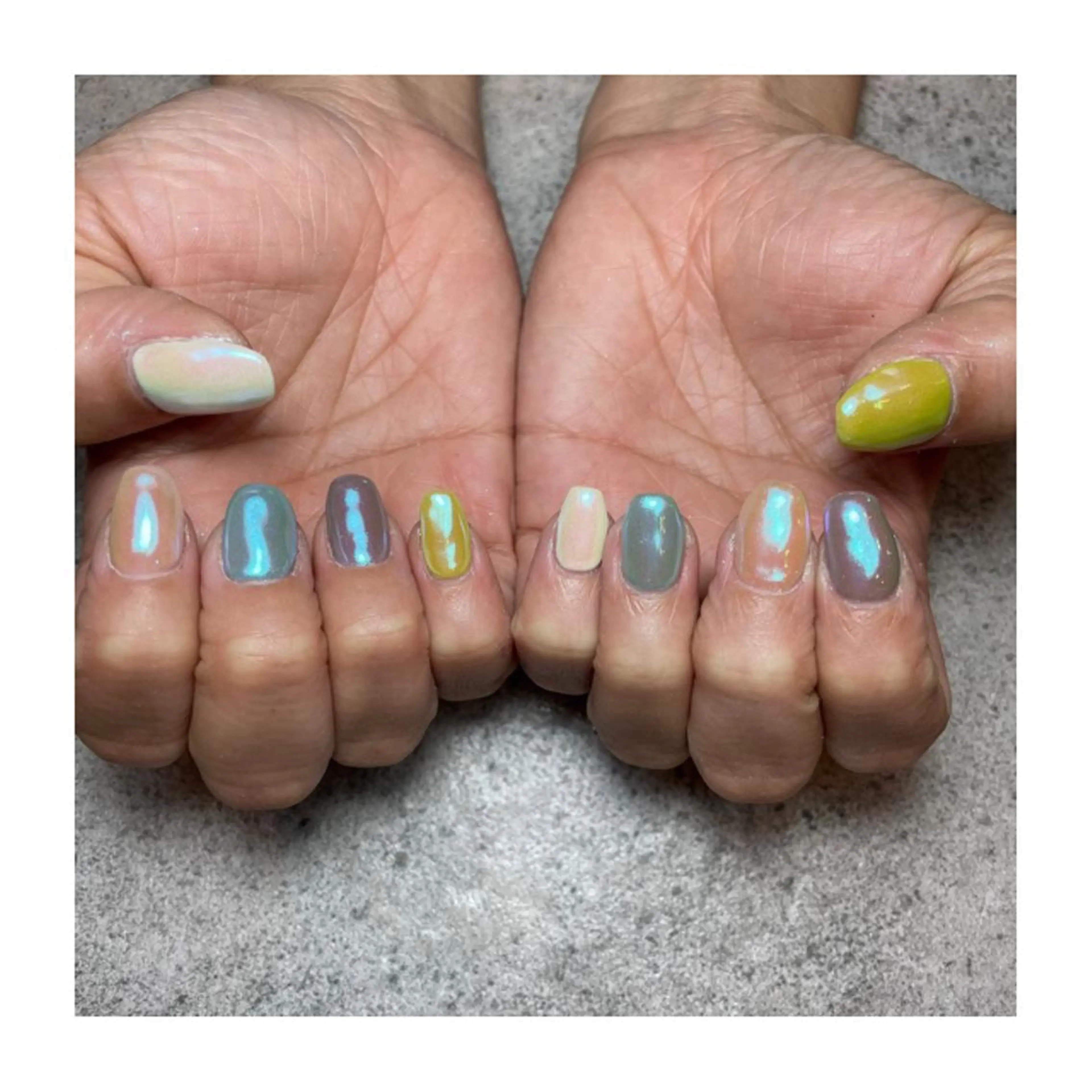 ネイル 駒月 明日香の眉毛・アイブロウイメージ