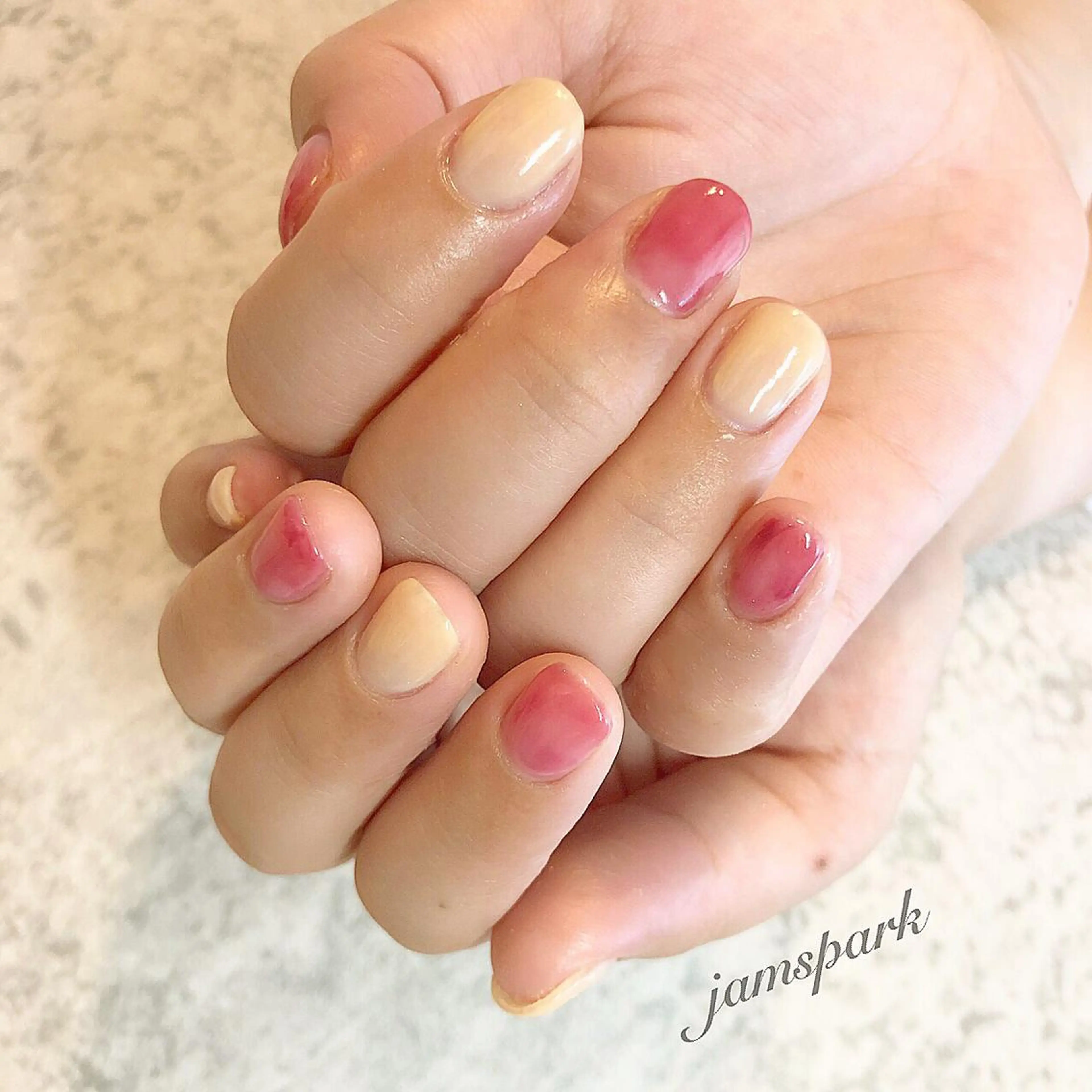 ネイル クリアネイル ジェルネイル グラデーション ニュアンスネイル オフィスネイル ハンドネイル jamspark ✨のネイルデザイン