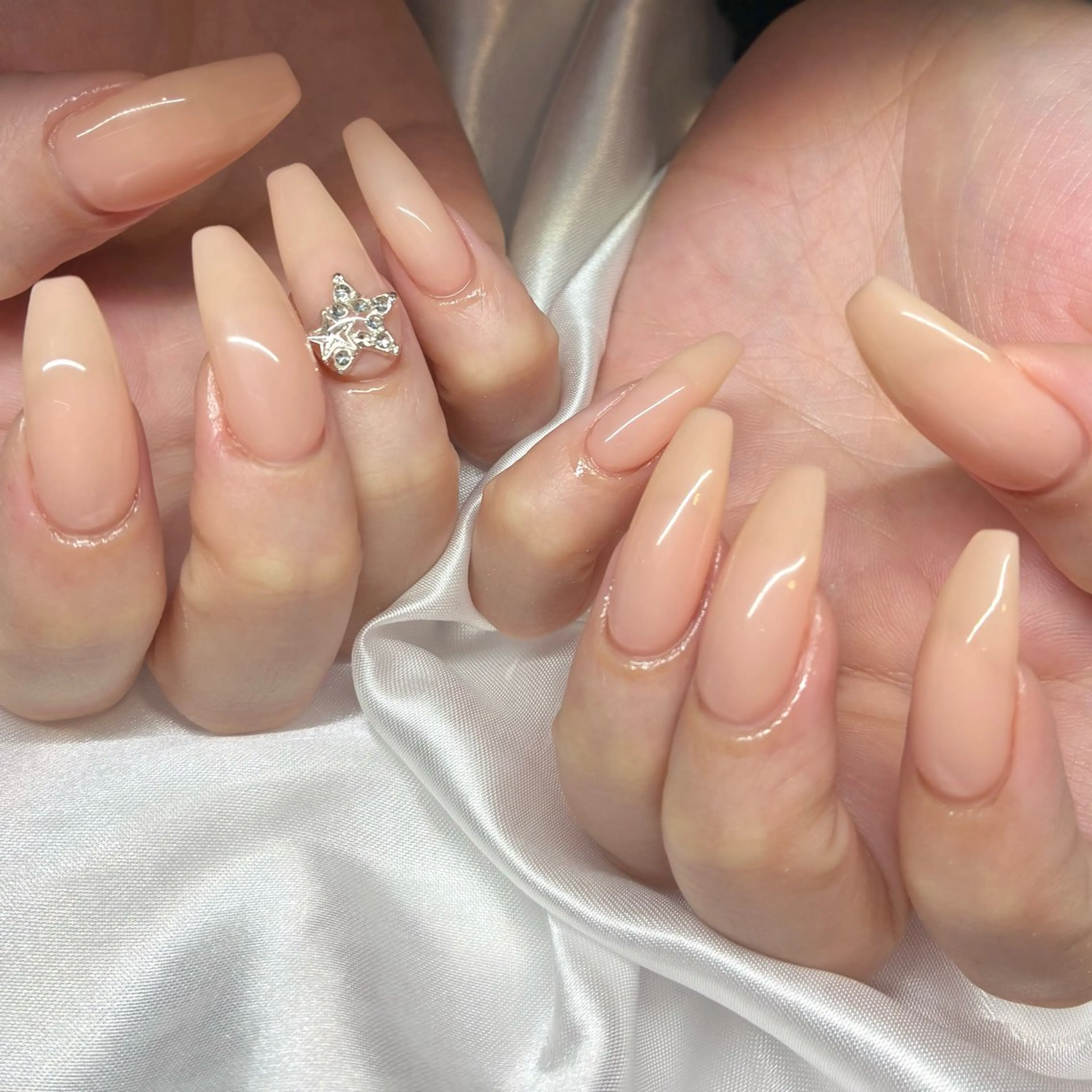ネイル ハンドネイル Nail ヌシん家 AKANEのネイルデザイン