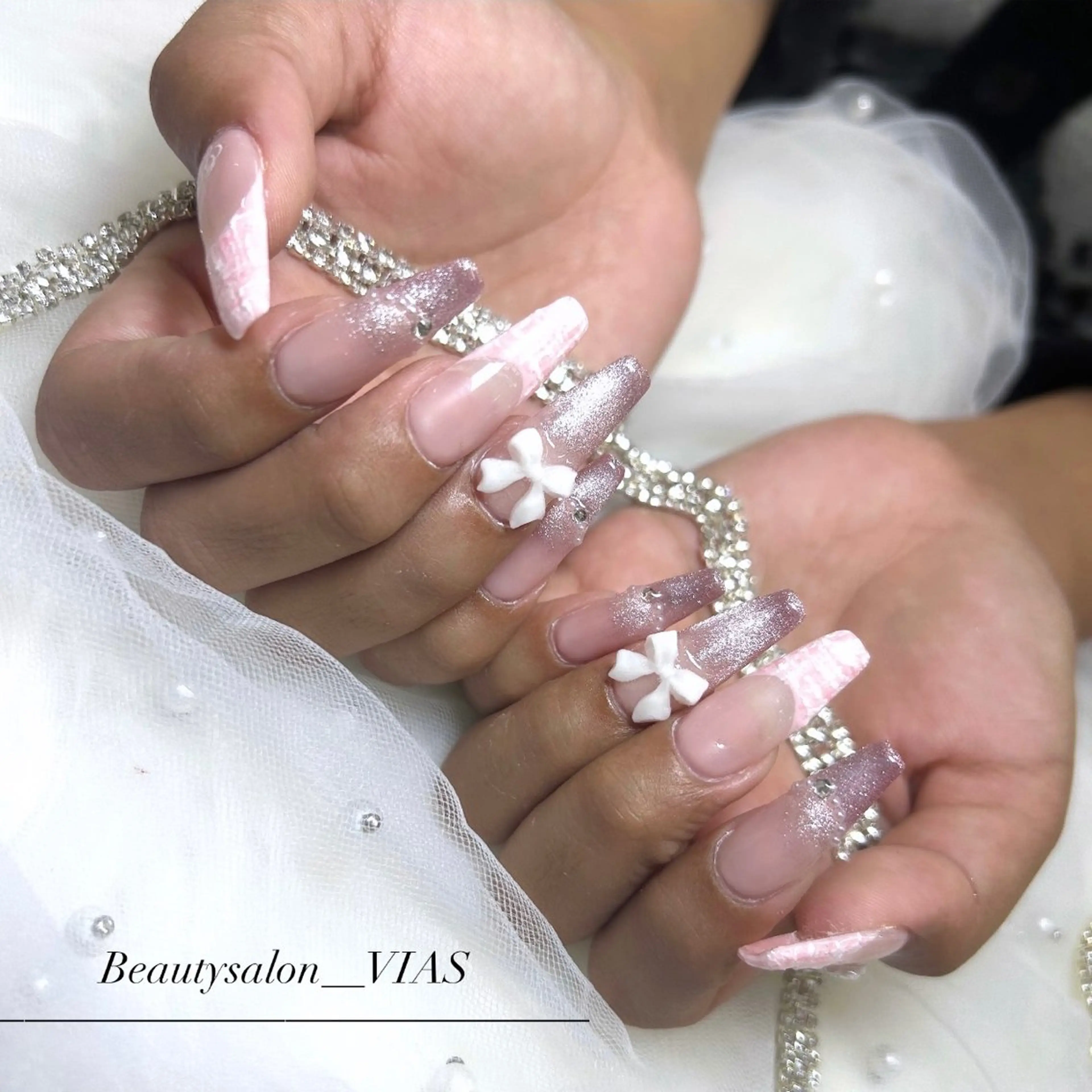 ネイル ハンドネイル VIAS 〜EYE&NAIL〜のネイルデザイン