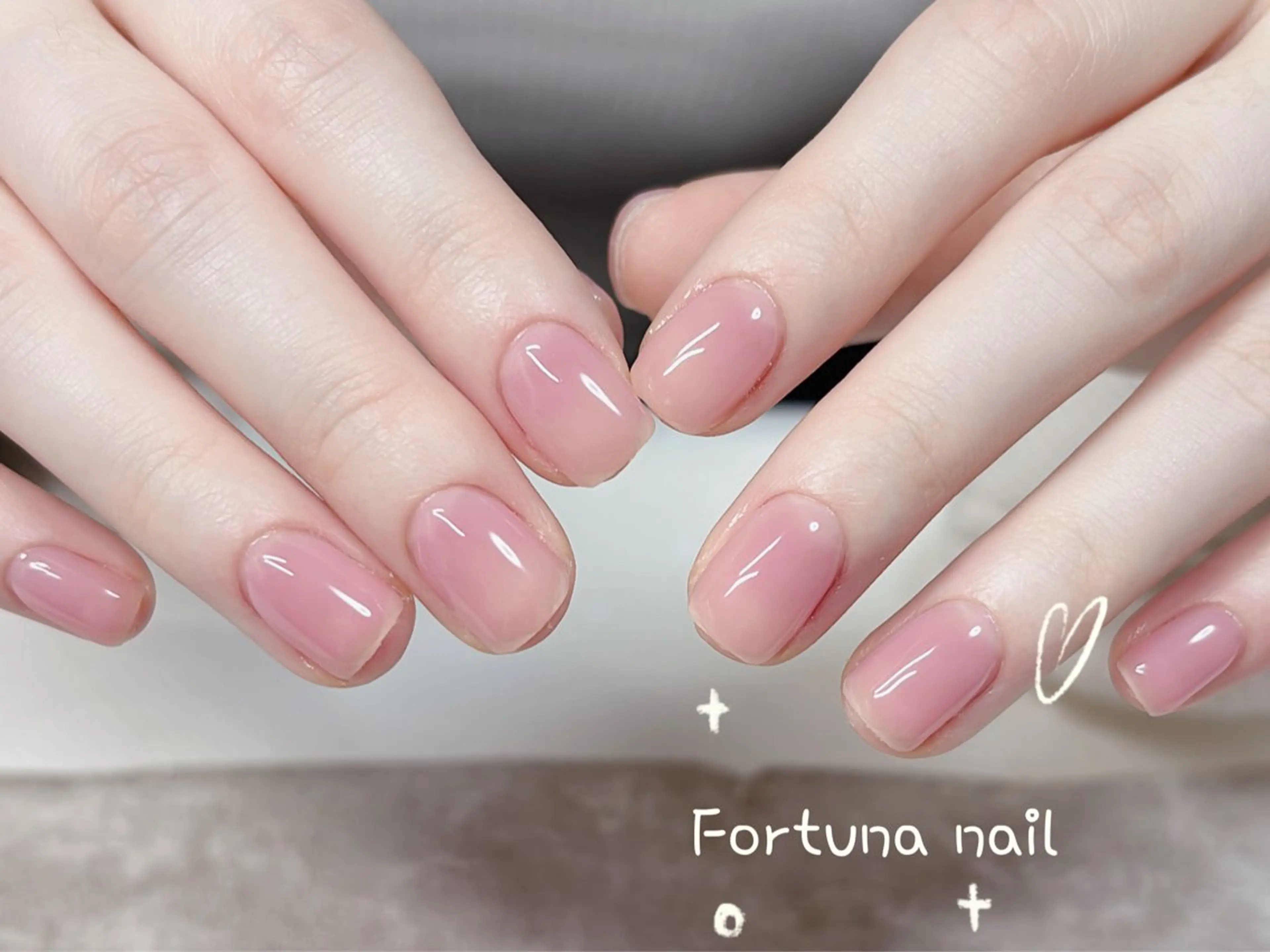 ネイル ハンドネイル Nail •Head スパFortunaのネイルデザイン