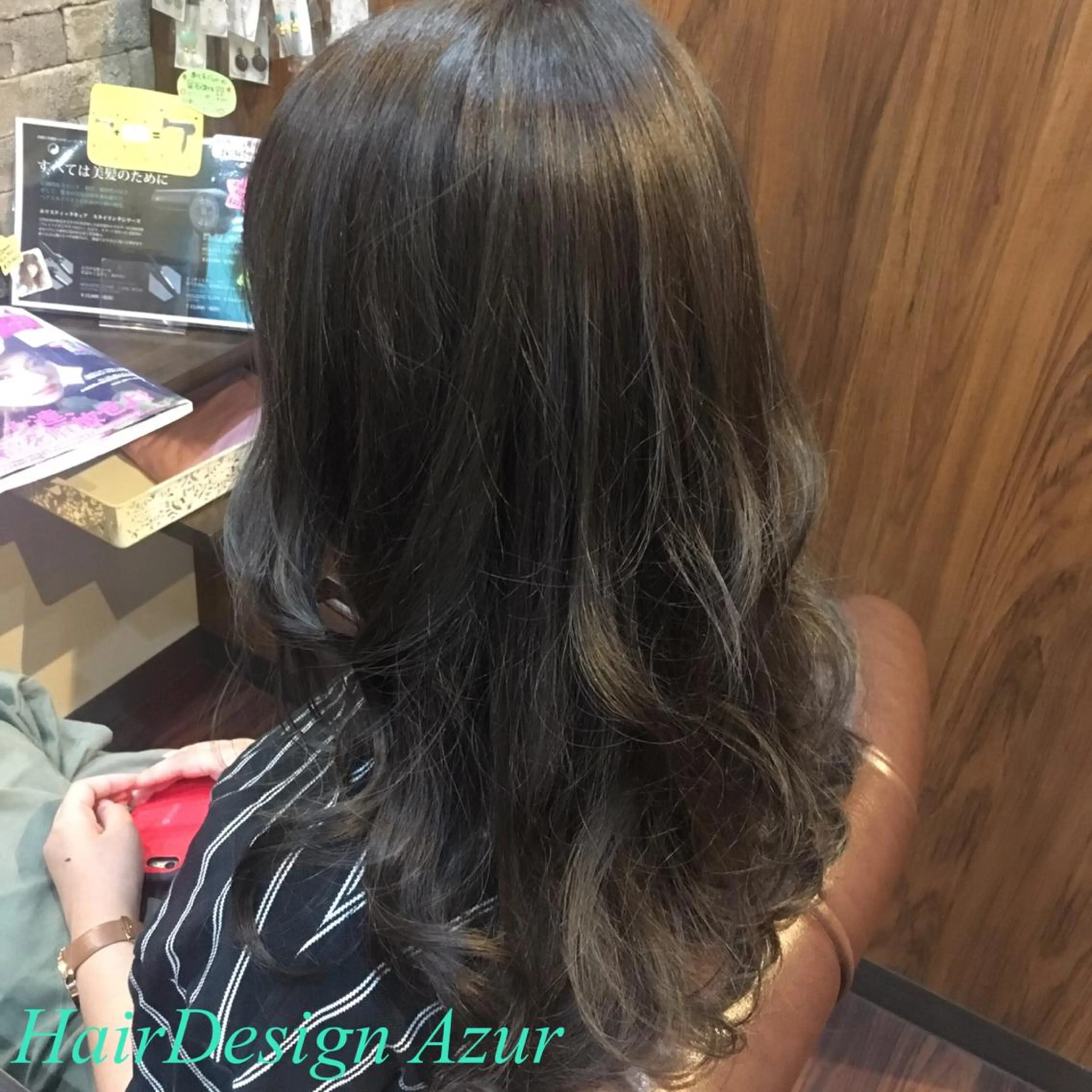ロング カラー HairDesign Azurのヘアスタイル