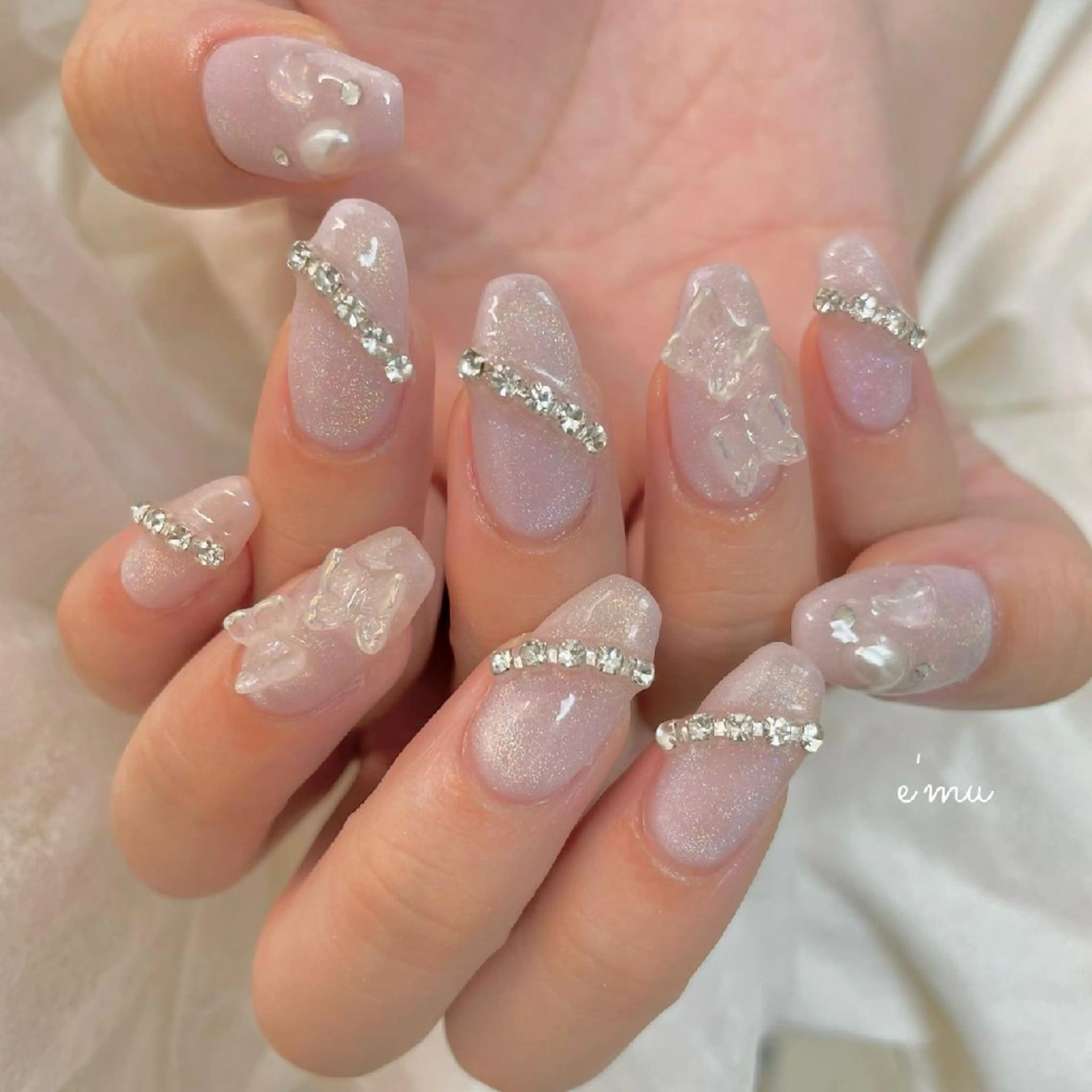 ネイル ガーリー マグネットネイル ワンホンネイル nail salon e'mu💐のネイルデザイン