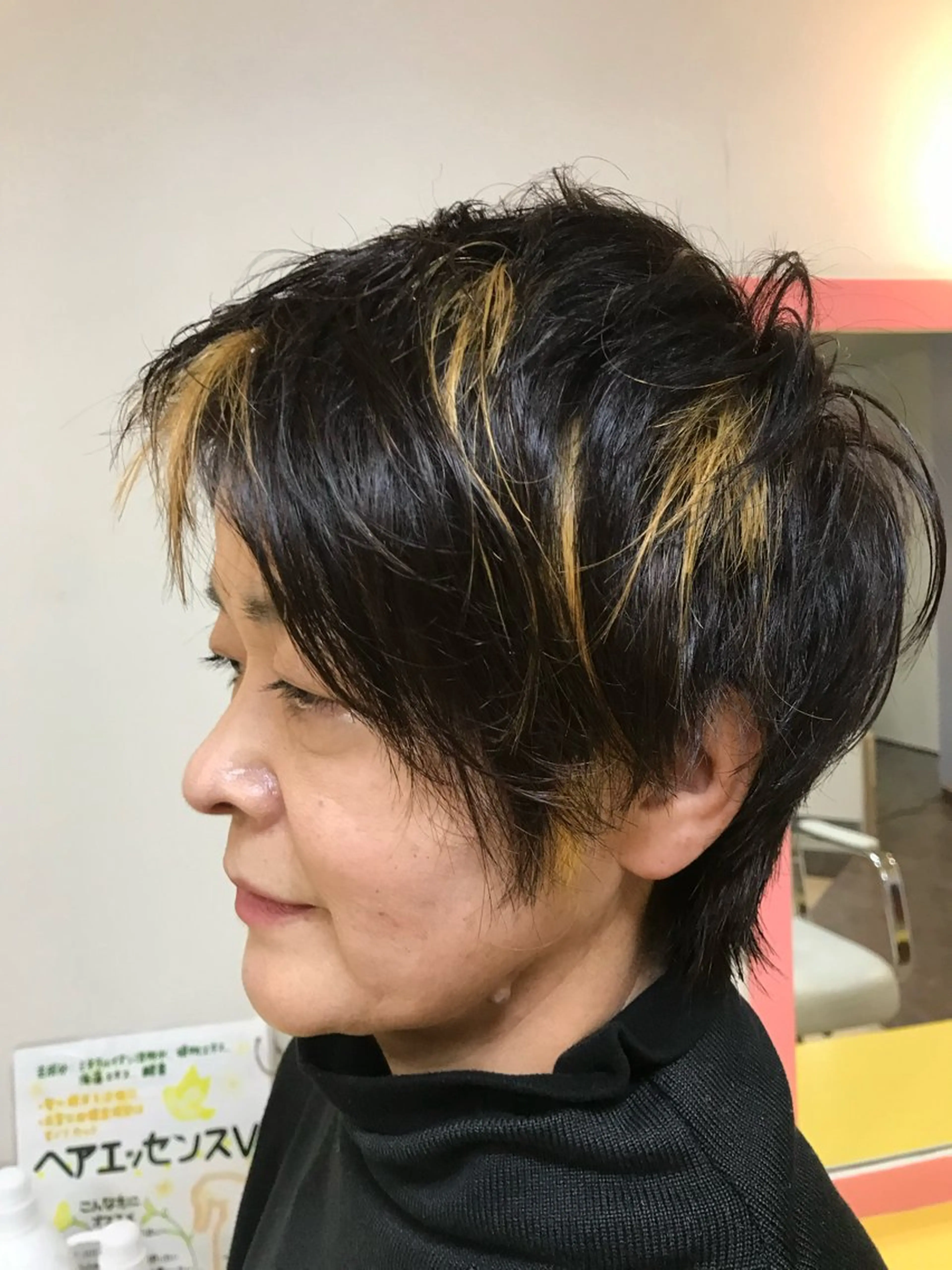 ショート カラー メッシュ 横田  尚登のヘアスタイル