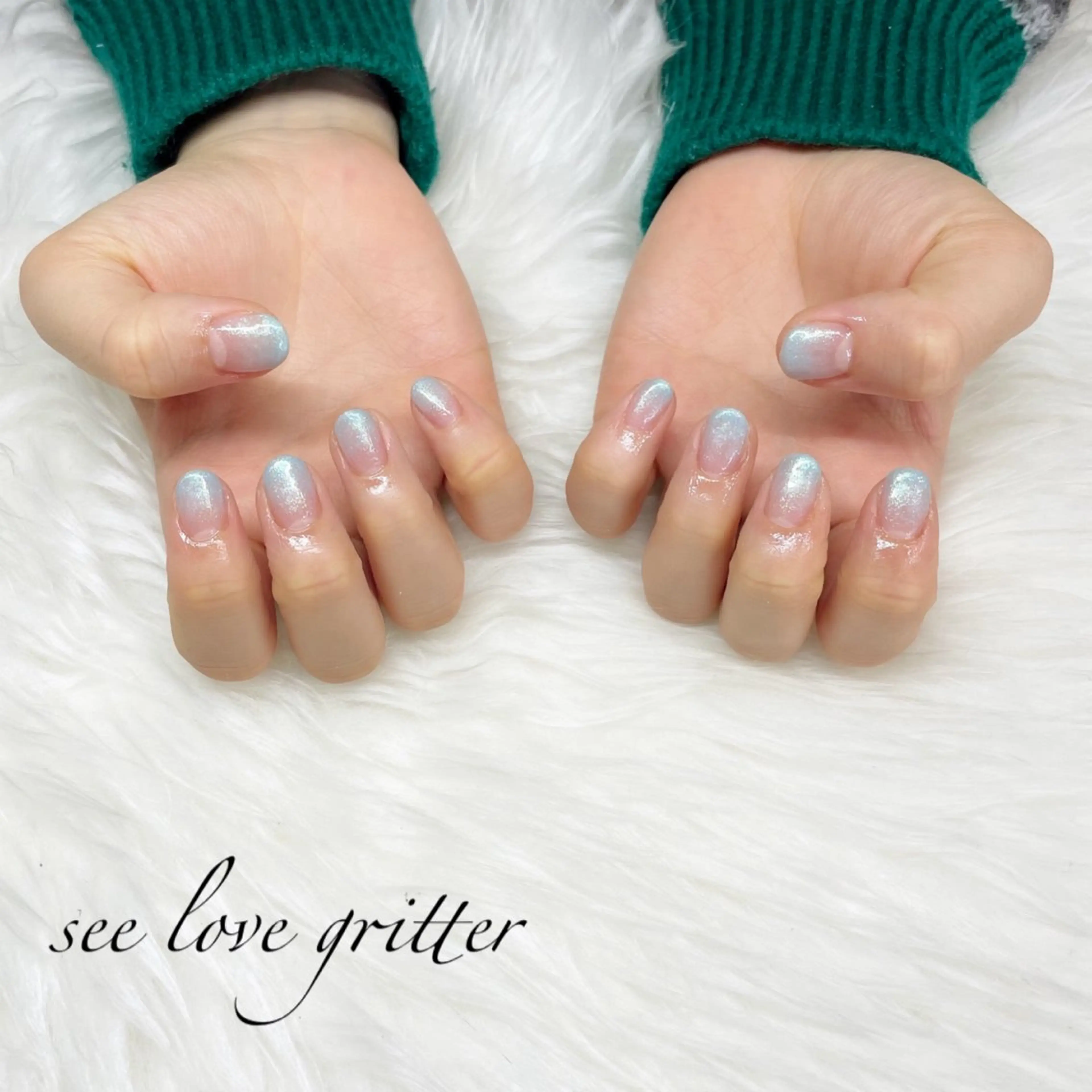 セミロング see love gritterのネイルデザイン