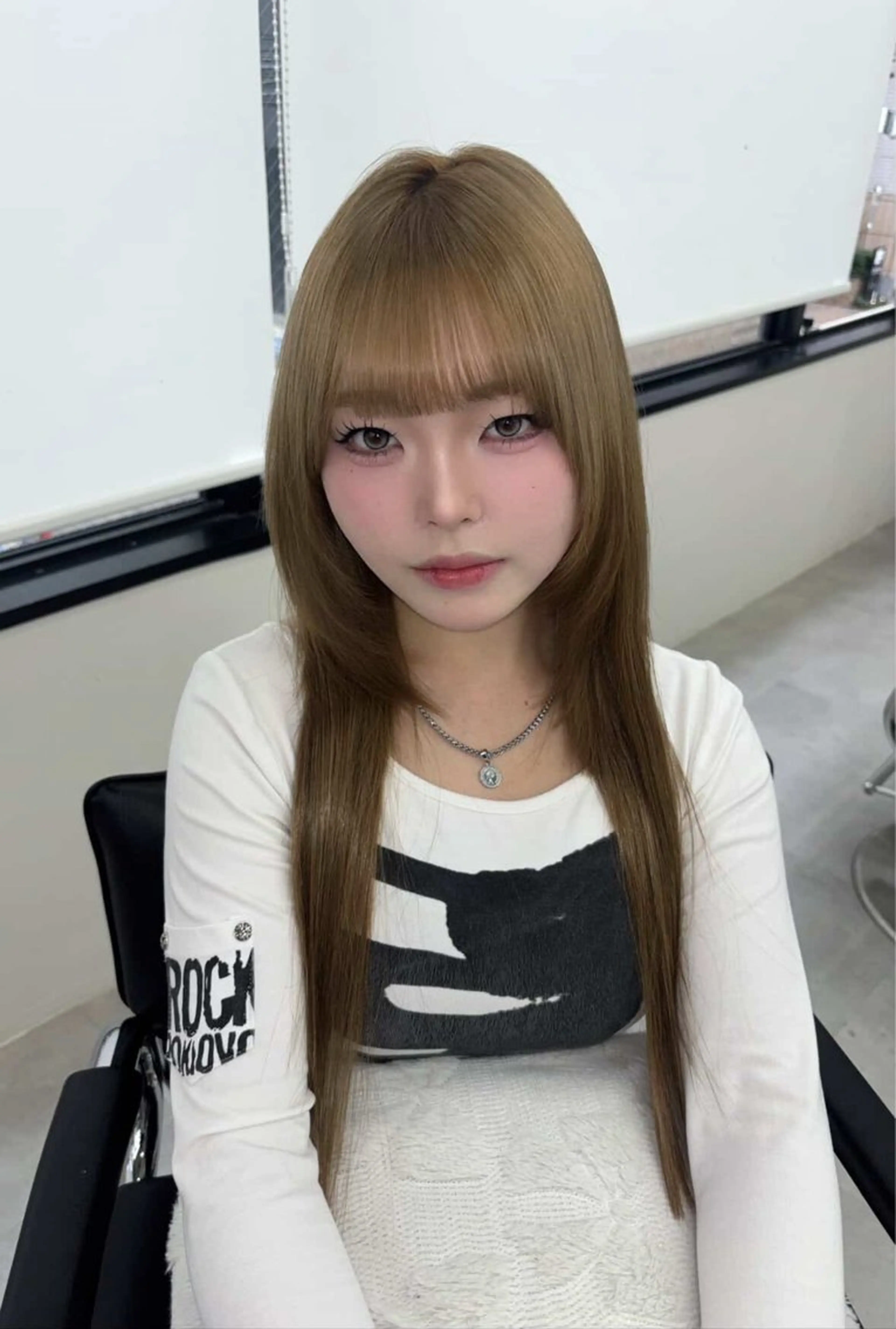 ロング カラー ヘアアレンジ メンズ カット ヘアカラー トリートメント エクステ ヘッドスパ ヘアセット シールエクステ🎀 羽エクステ🌙しぇるのヘアスタイル