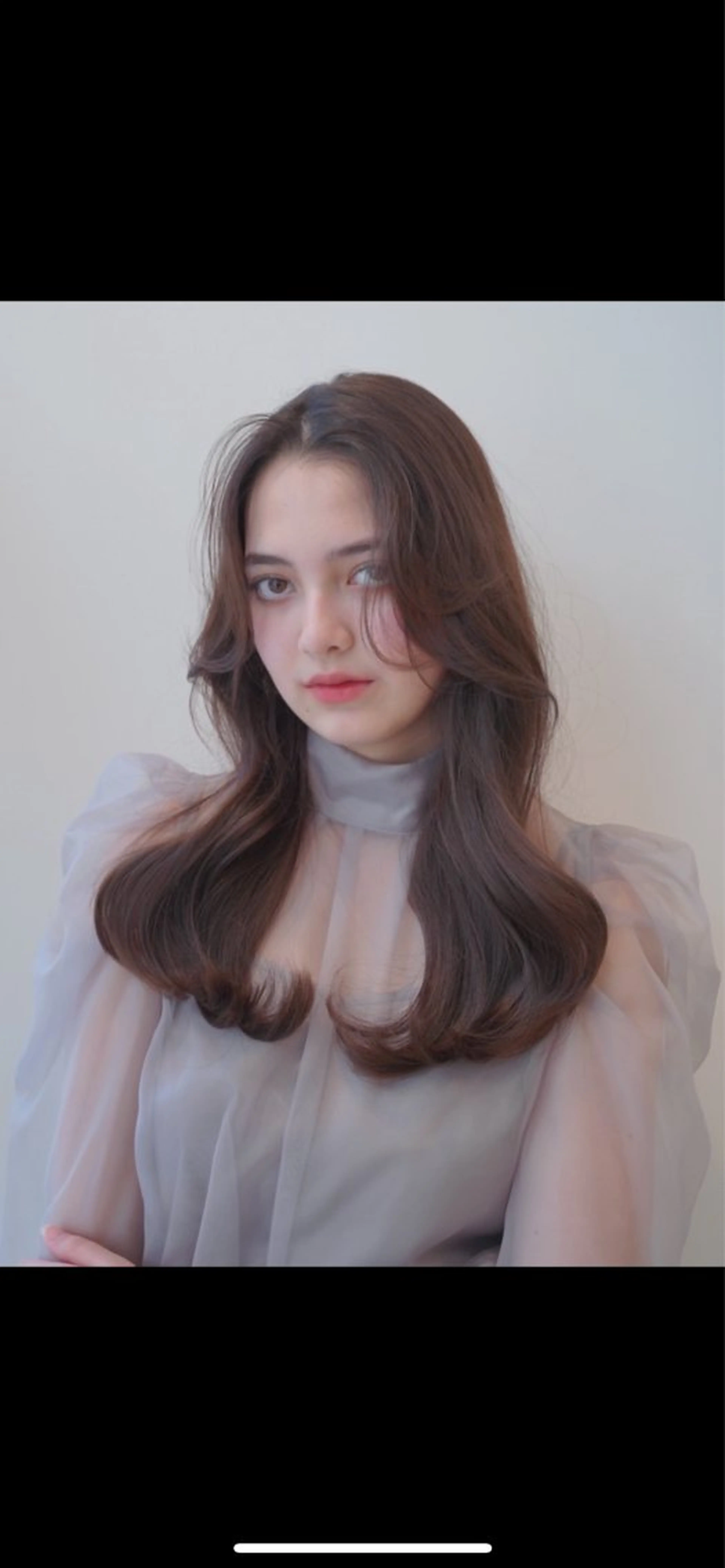 ロング カラー メンズ毛流れパーマ/ センターパート/怜哉のヘアスタイル