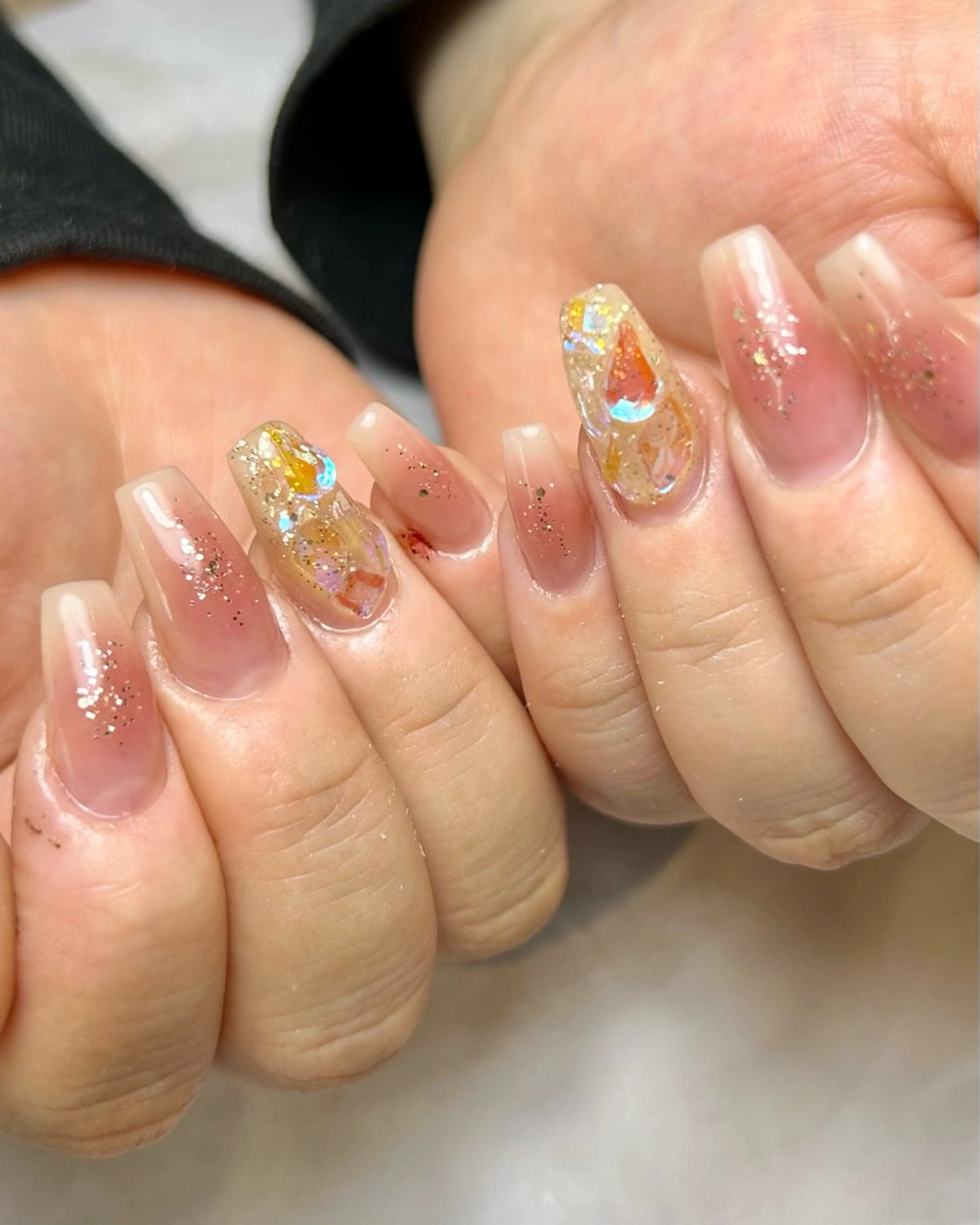 ネイル チークネイル クリアネイル 持ち込み ストーンネイル ハンドネイル Reflection marikoのネイルデザイン