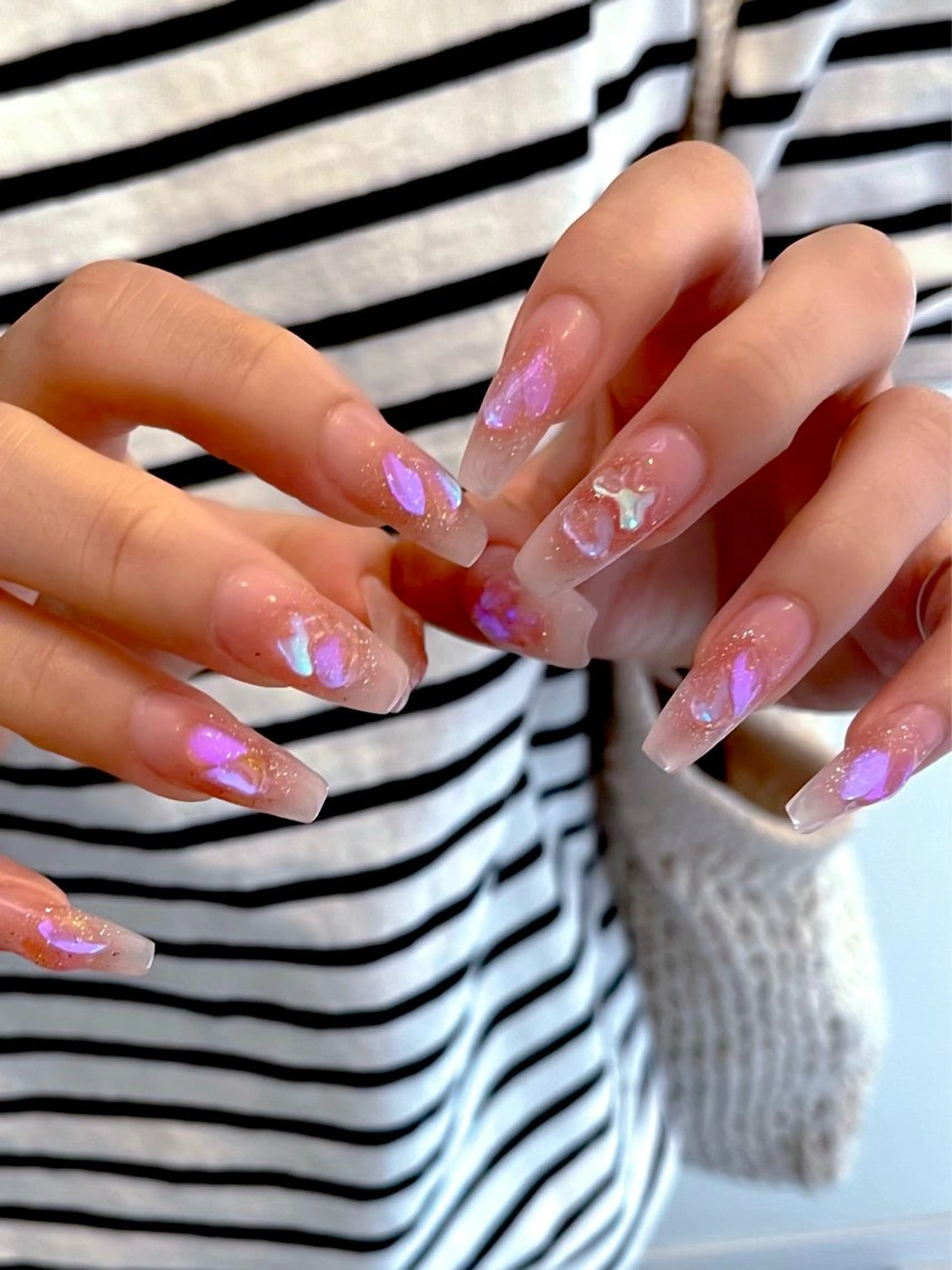 ネイル キラキラネイル マグネットネイル ワンカラーネイル スカルプネイル ワンホンネイル nine.🦋 YUKOのネイルデザイン