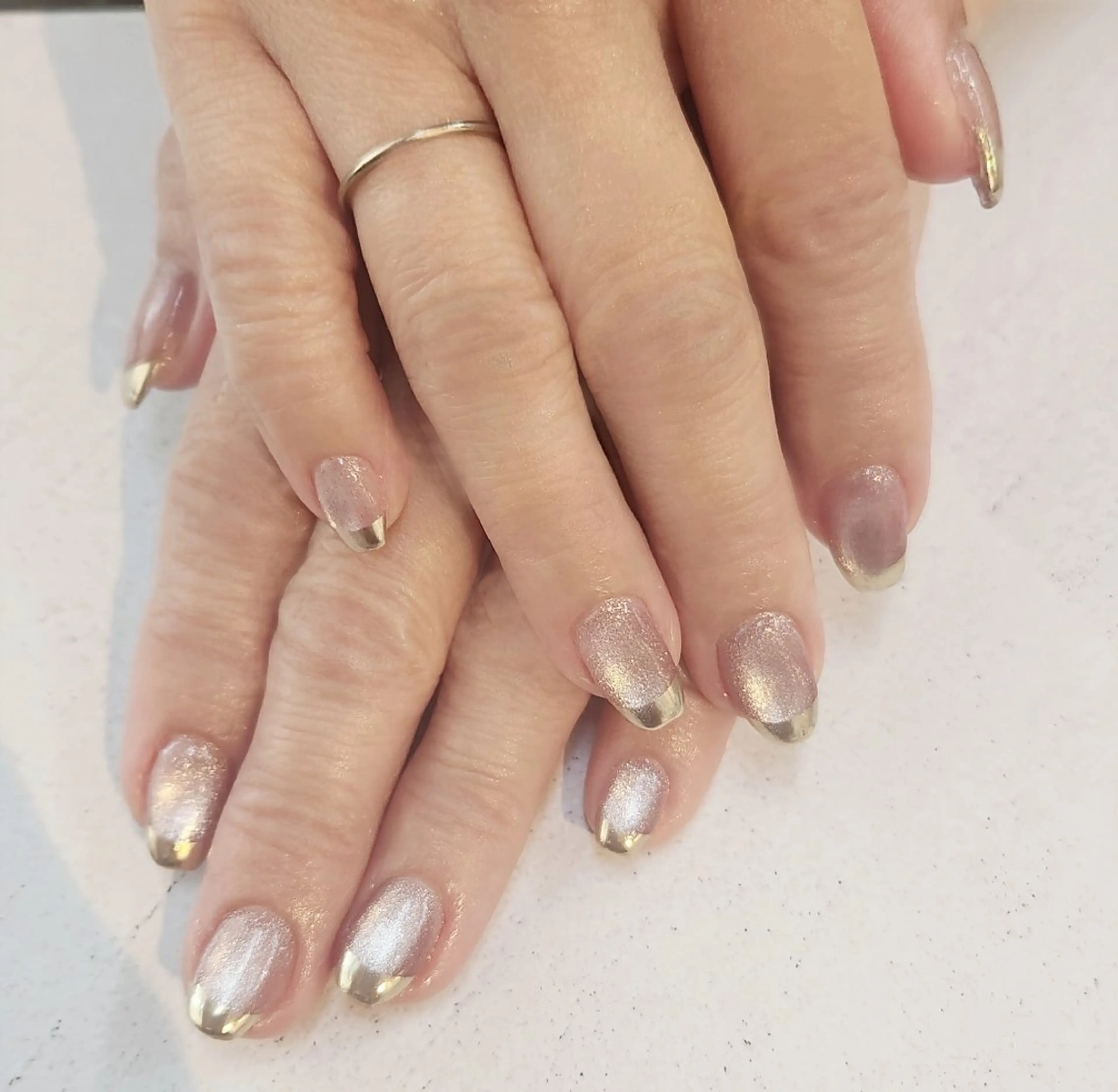 ネイル フレンチネイル ミラーネイル 小濵 かのんのネイルデザイン