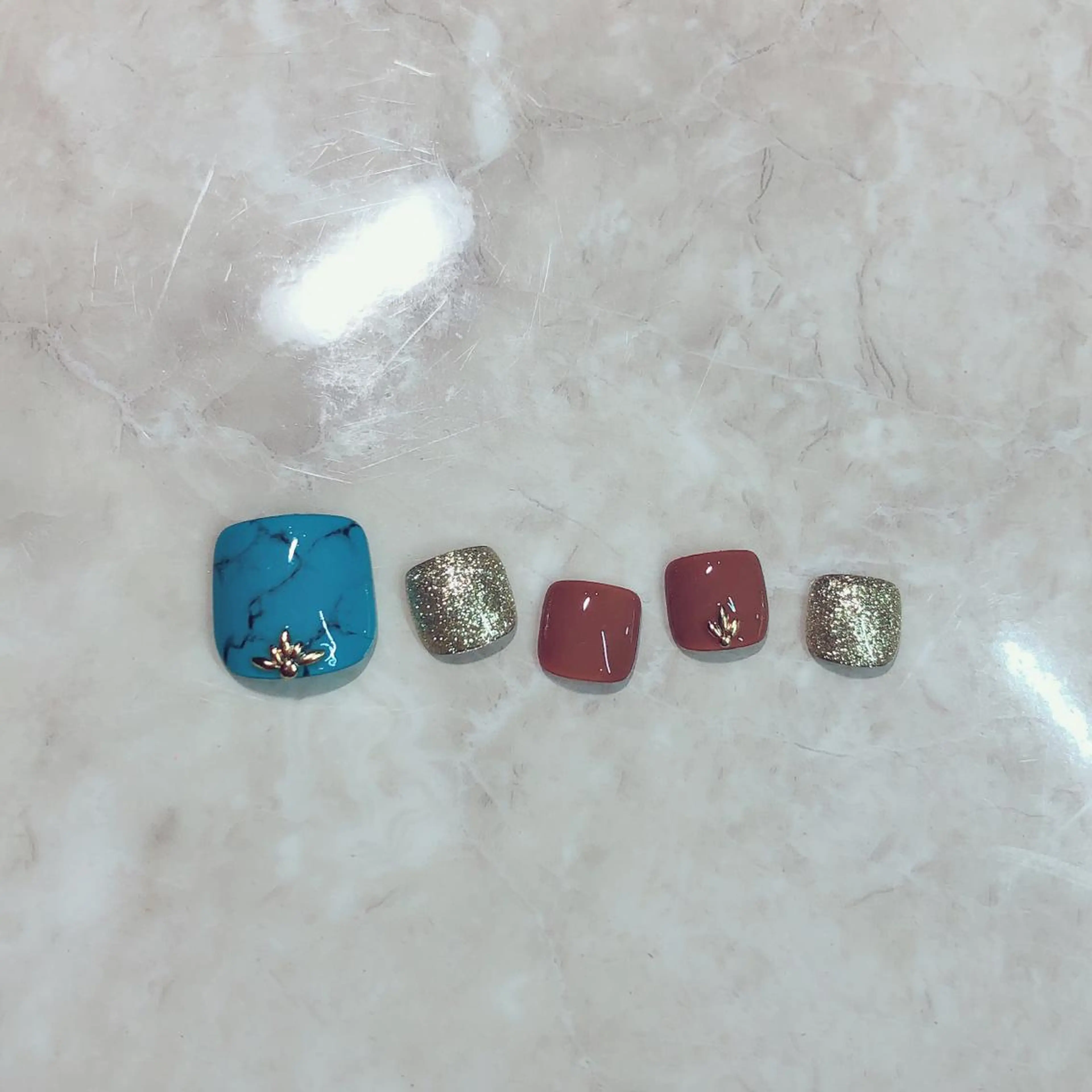 ネイル フットネイル 大理石ネイル(マーブル) 夏ネイル 木村 瑞希のネイルデザイン