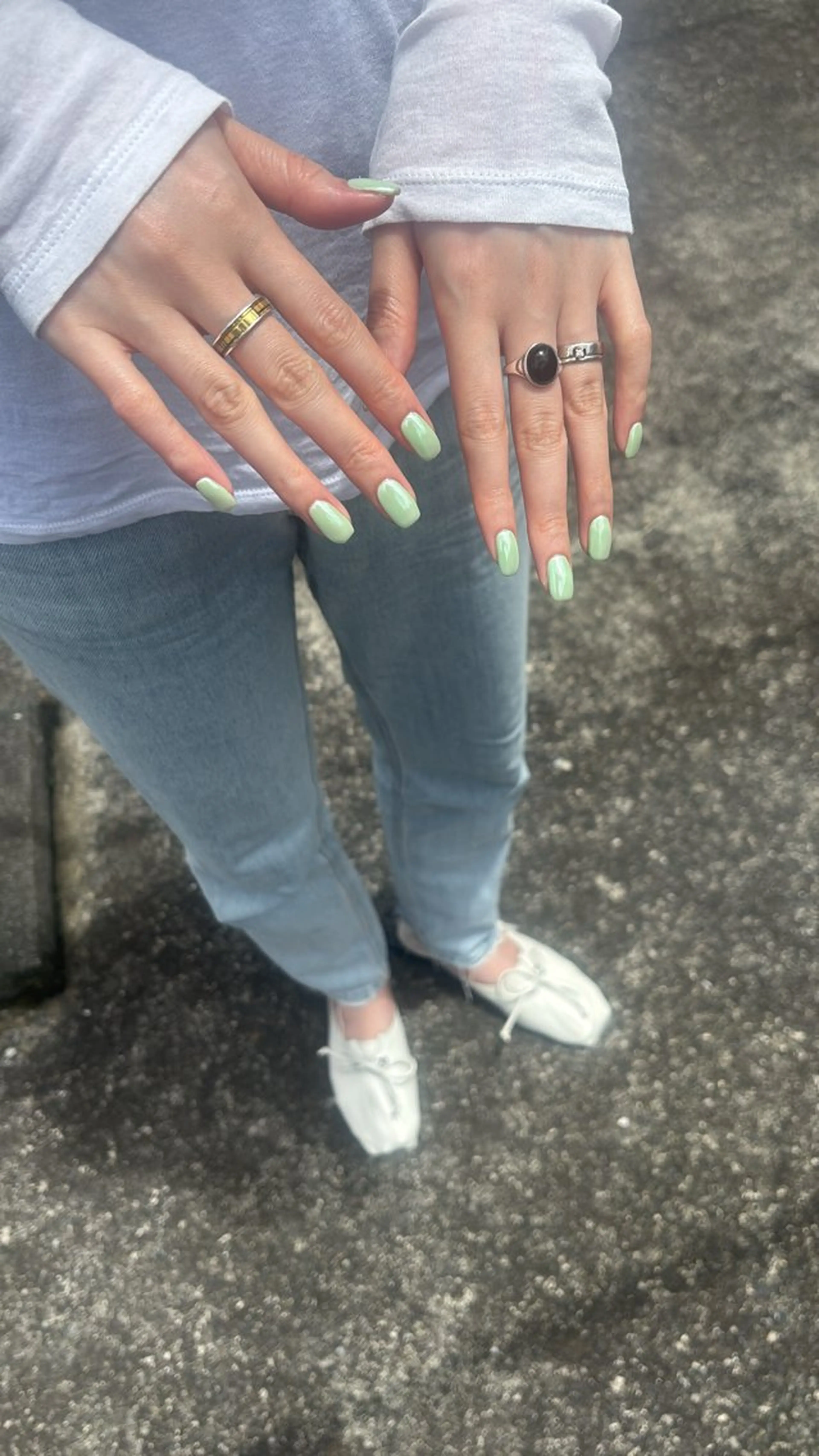 ネイル nailsalon　hue所属・小山 羽奈のネイルデザイン