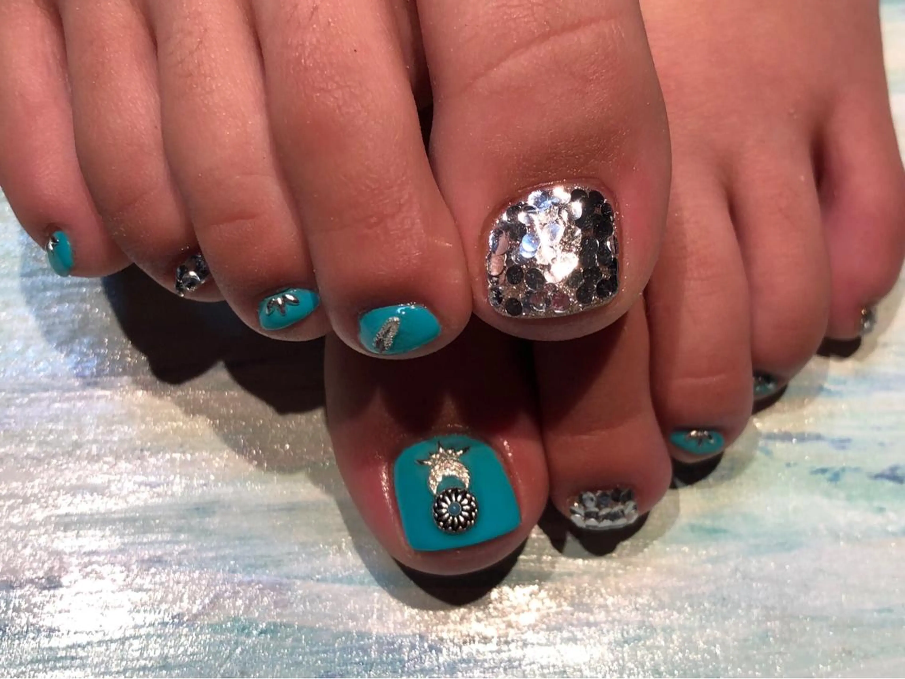 ネイル crestnail所属・小林 束紗のネイルデザイン