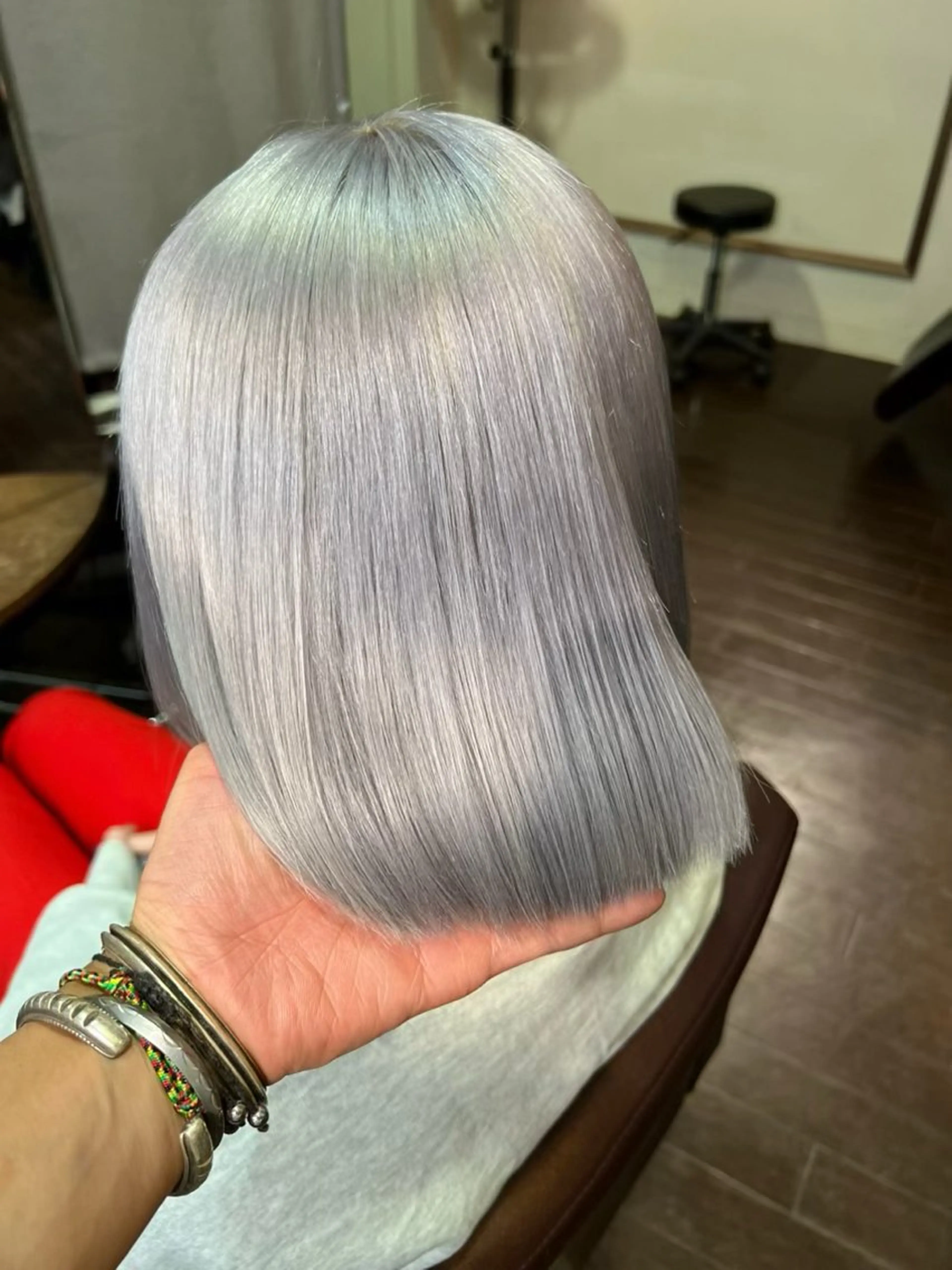 カラー シルバー ヘアカラー リアム 【LIam】のヘアスタイル