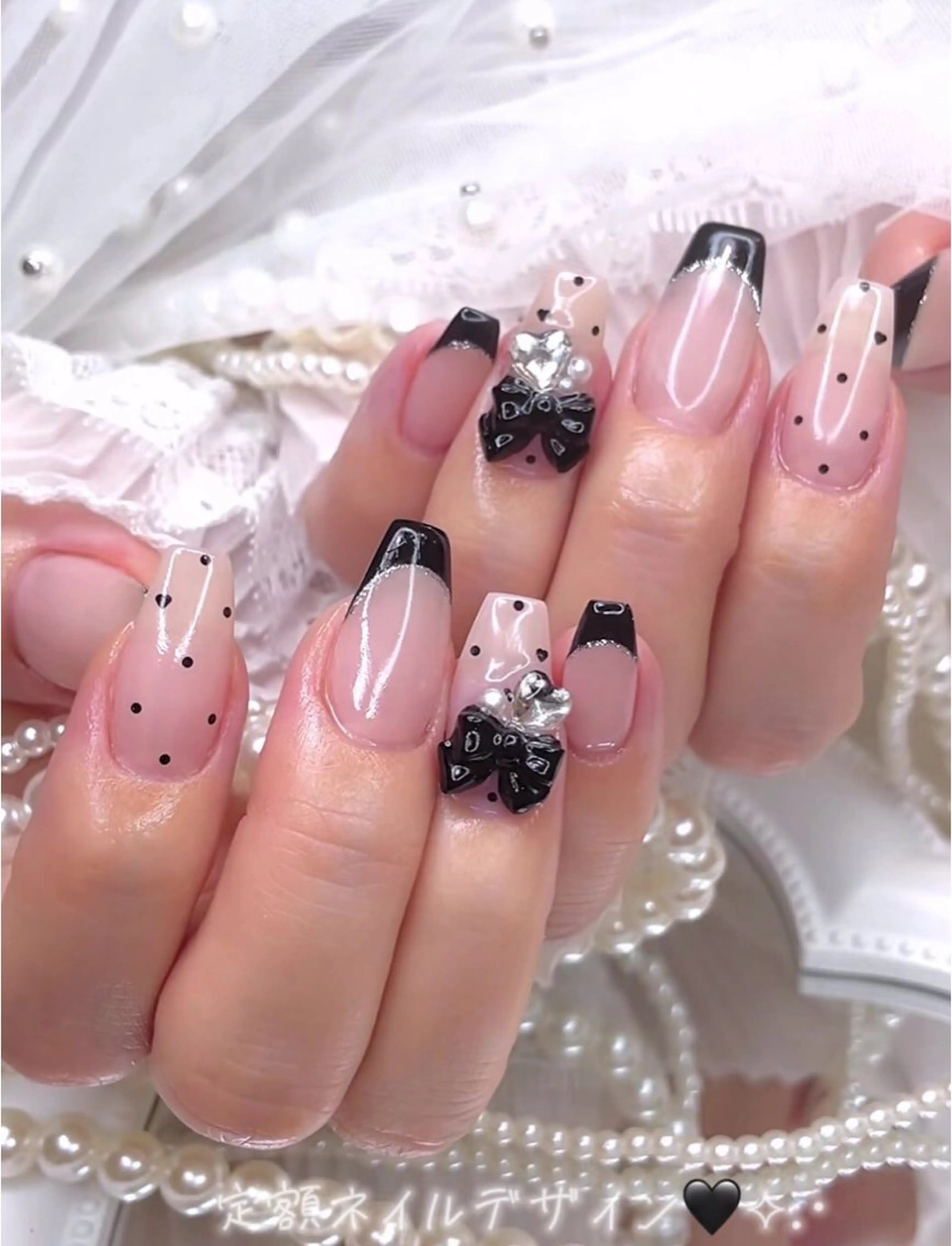 ネイル アートネイル ジェルネイル グラデーション マグネットネイル ニュアンスネイル ハンドネイル Ryu Nail Studio所属・Ryu Nail 新大久保のネイルデザイン
