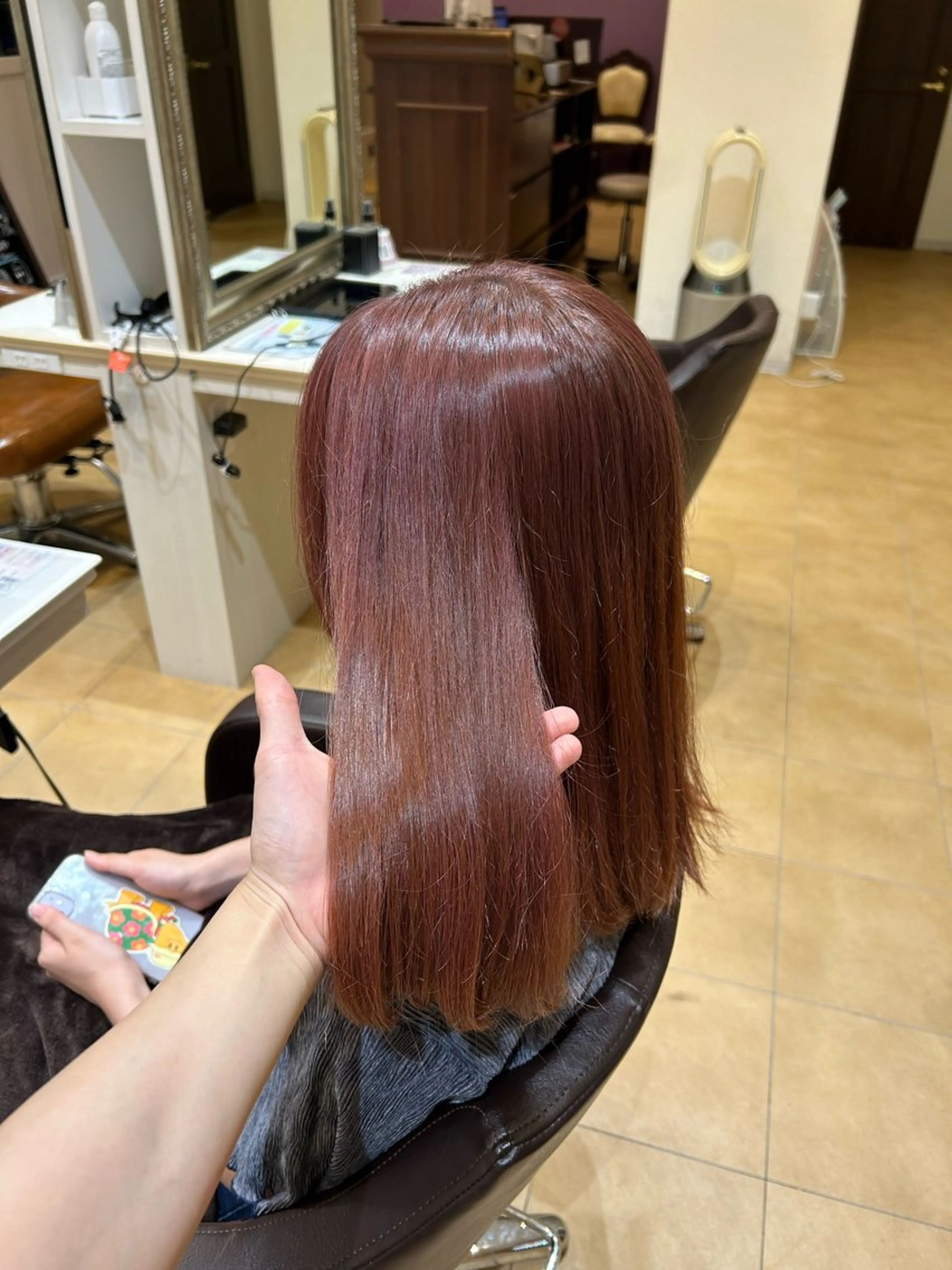 カラー ヘアカラー 今中 紗英のヘアスタイル