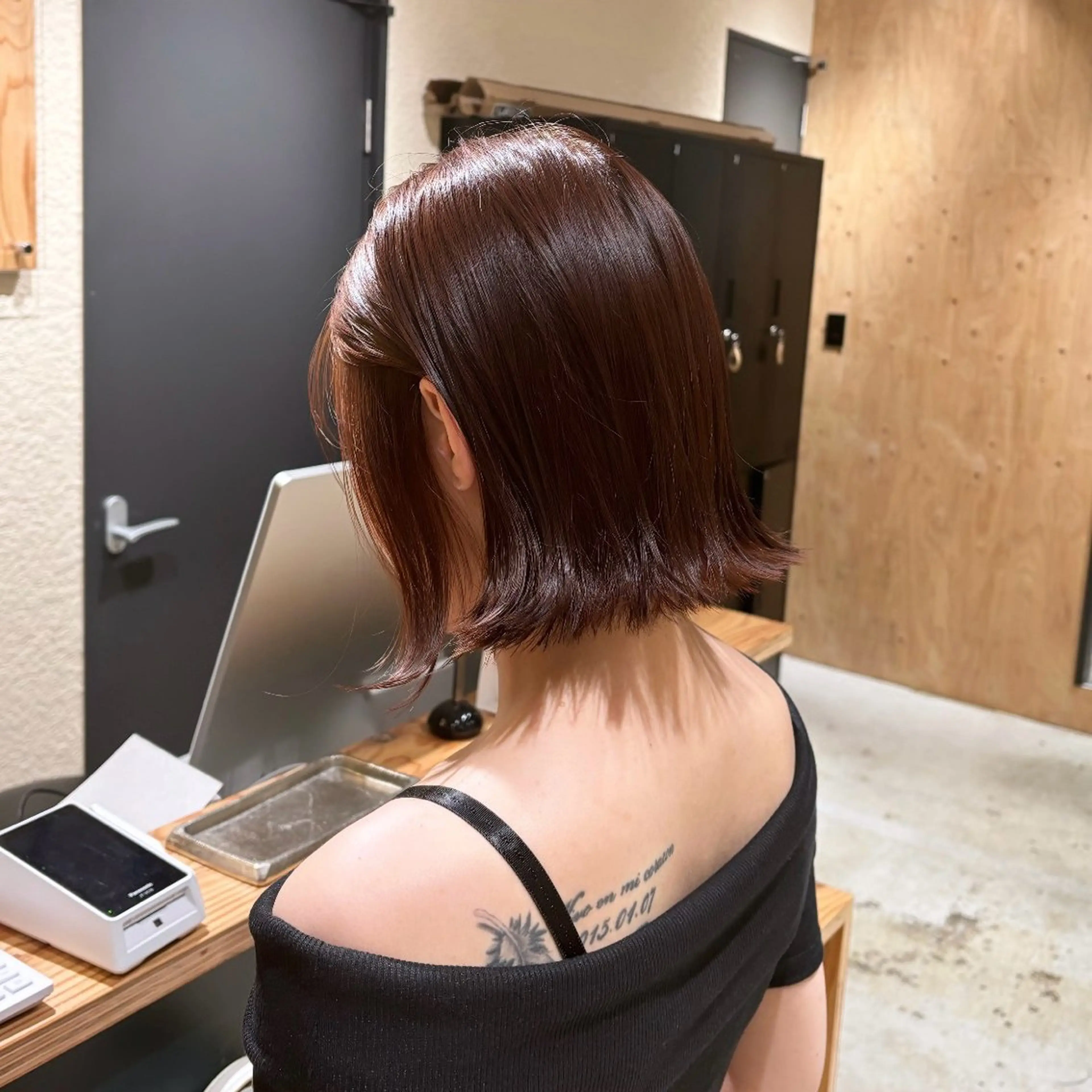 ミディアム 切りっぱなしボブ ボブ ヘアカラー 🌟難波/EIGHT 副店長RIKOのヘアスタイル