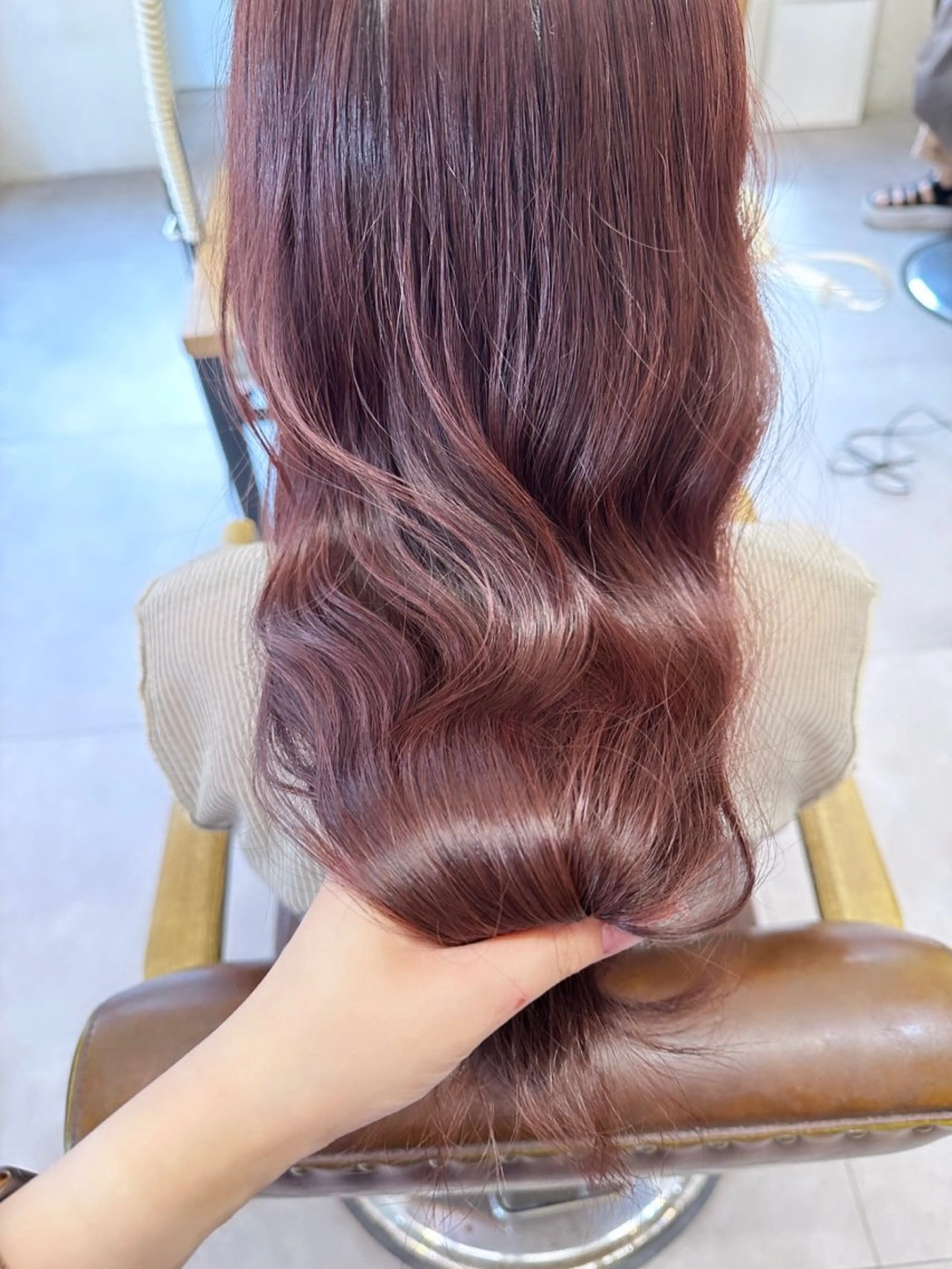 セミロング カラー JYUNESU表参道所属・韓国ヘア🇰🇷🎀 透明感カラーのヘアスタイル