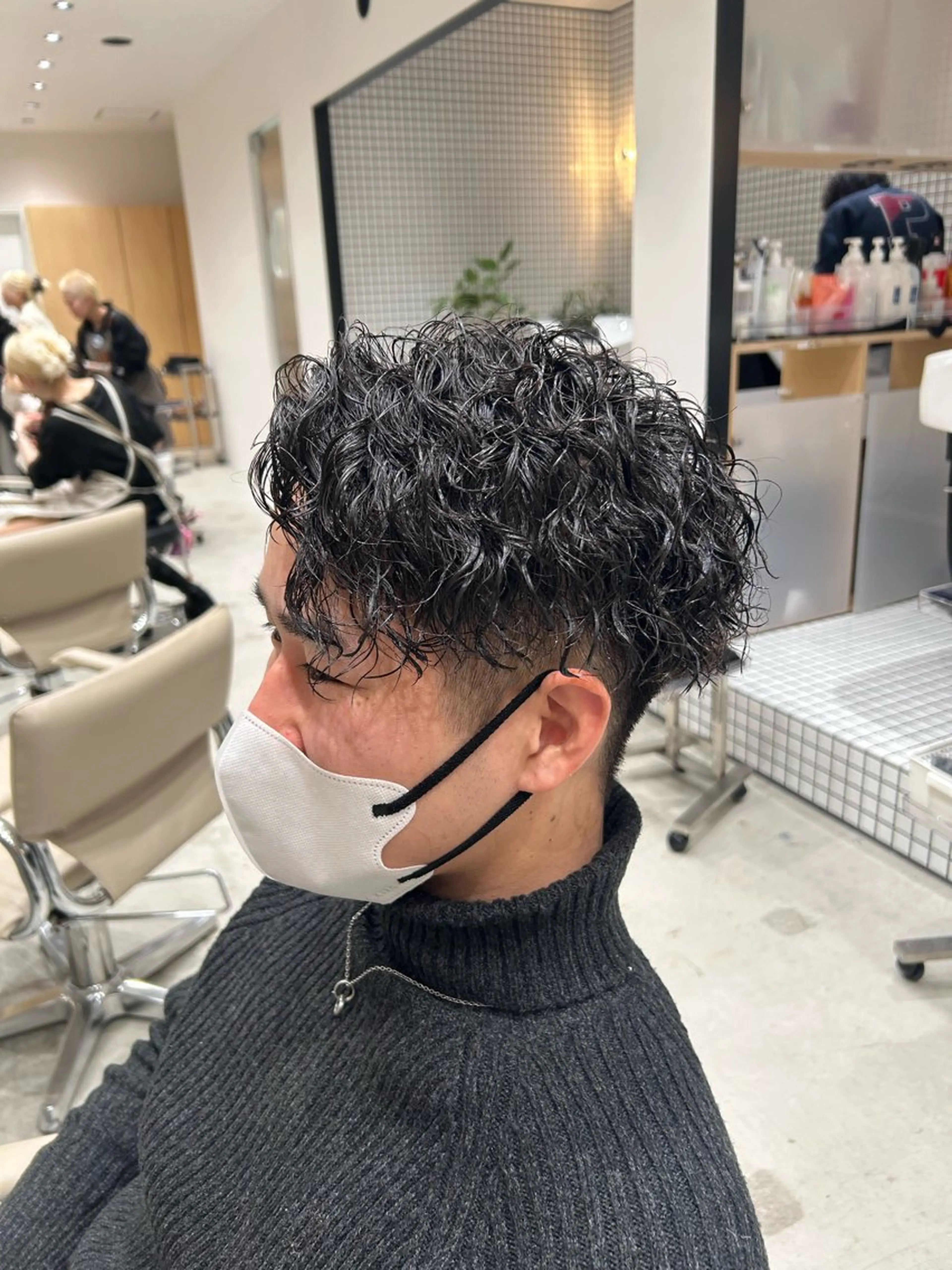 パーマ メンズ フェードカット メンズパーマ ツイストスパイラルパーマ スパイラルパーマ 🐲ツイスパ🐲 フェード/龍のヘアスタイル