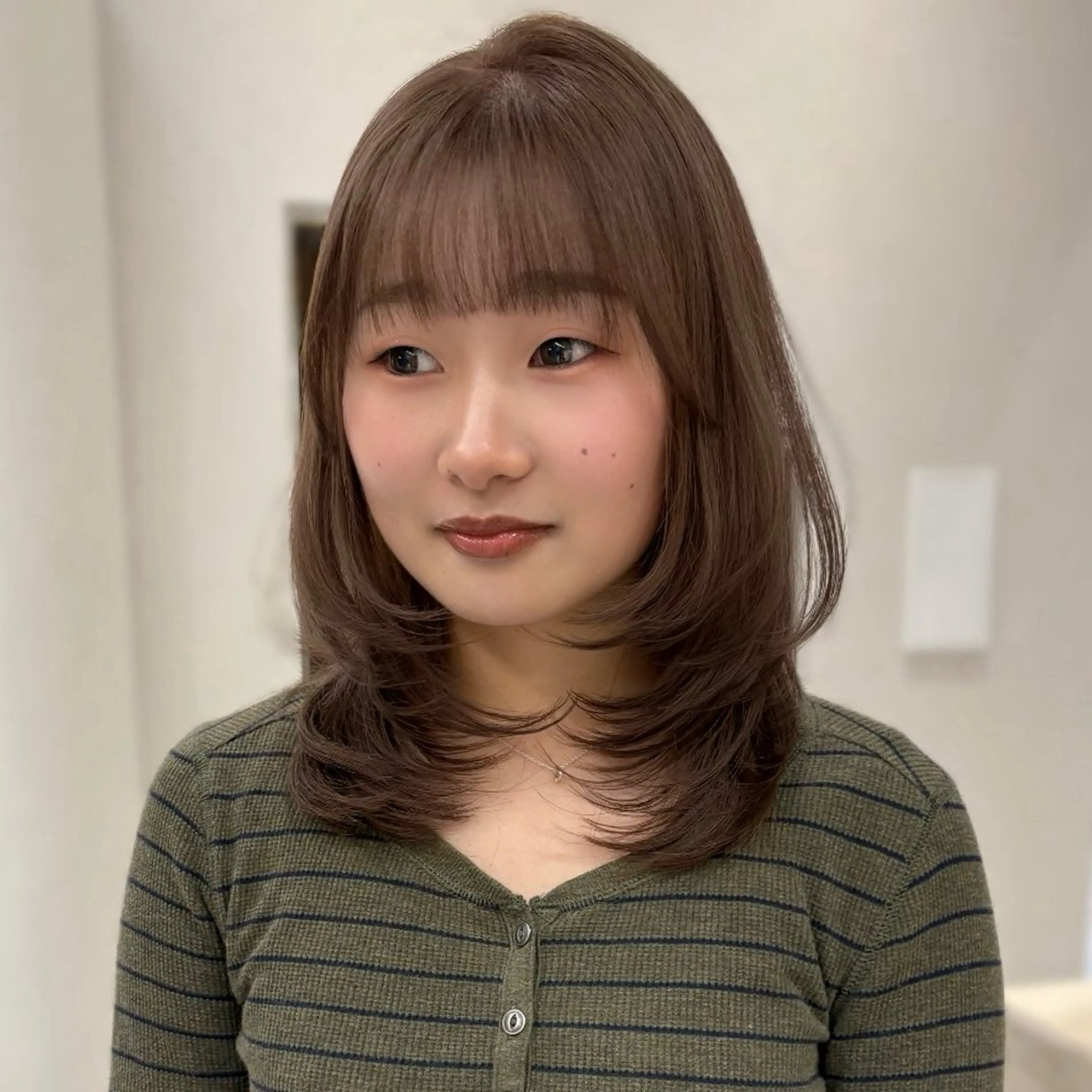 ロング カラー レイヤーカット カット ヘアカラー トリートメント ナツミ/透明感カラー /酸性縮毛矯正のヘアスタイル