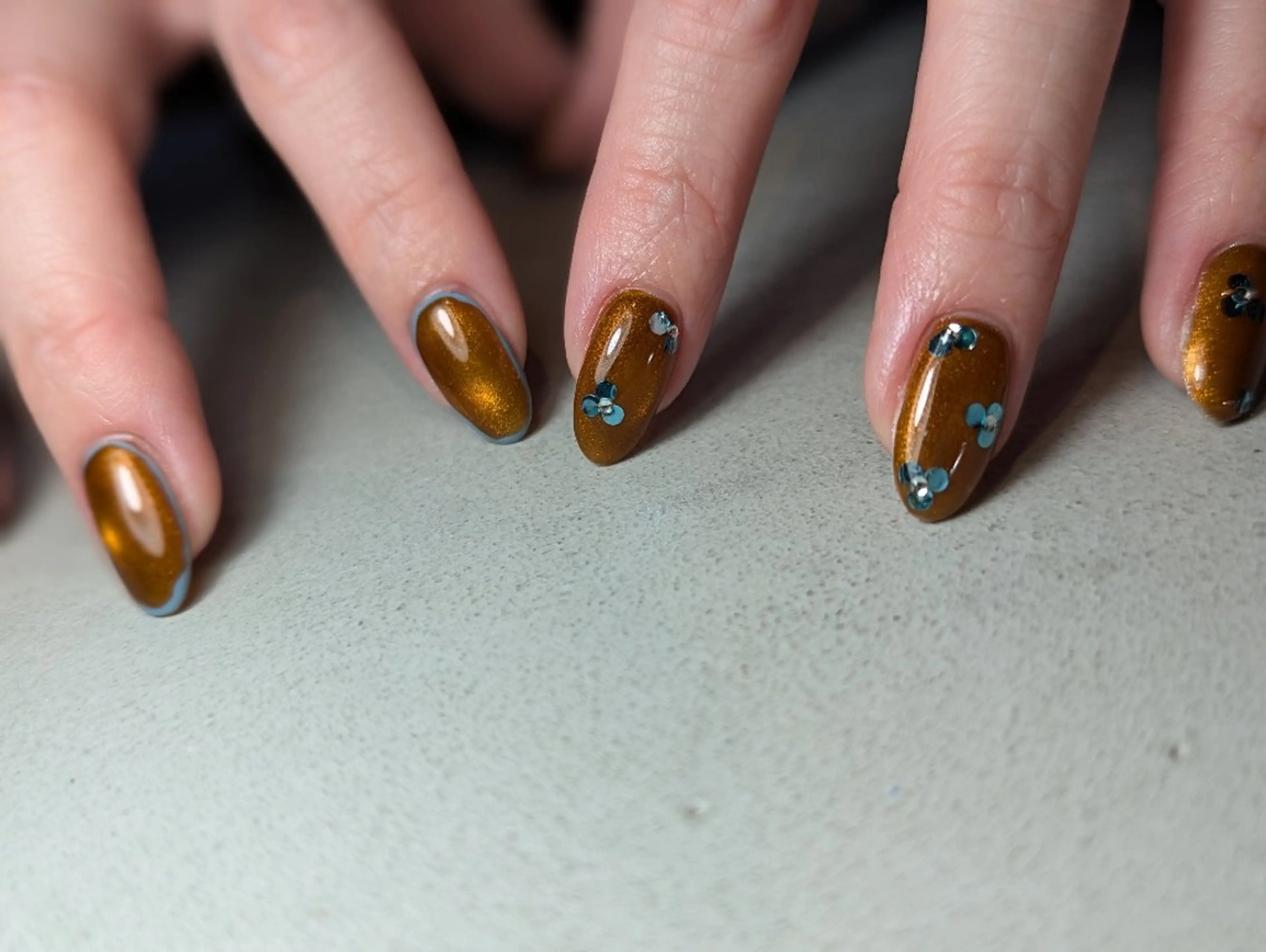 ネイル ハンドネイル Nailsalon BEeR。のネイルデザイン