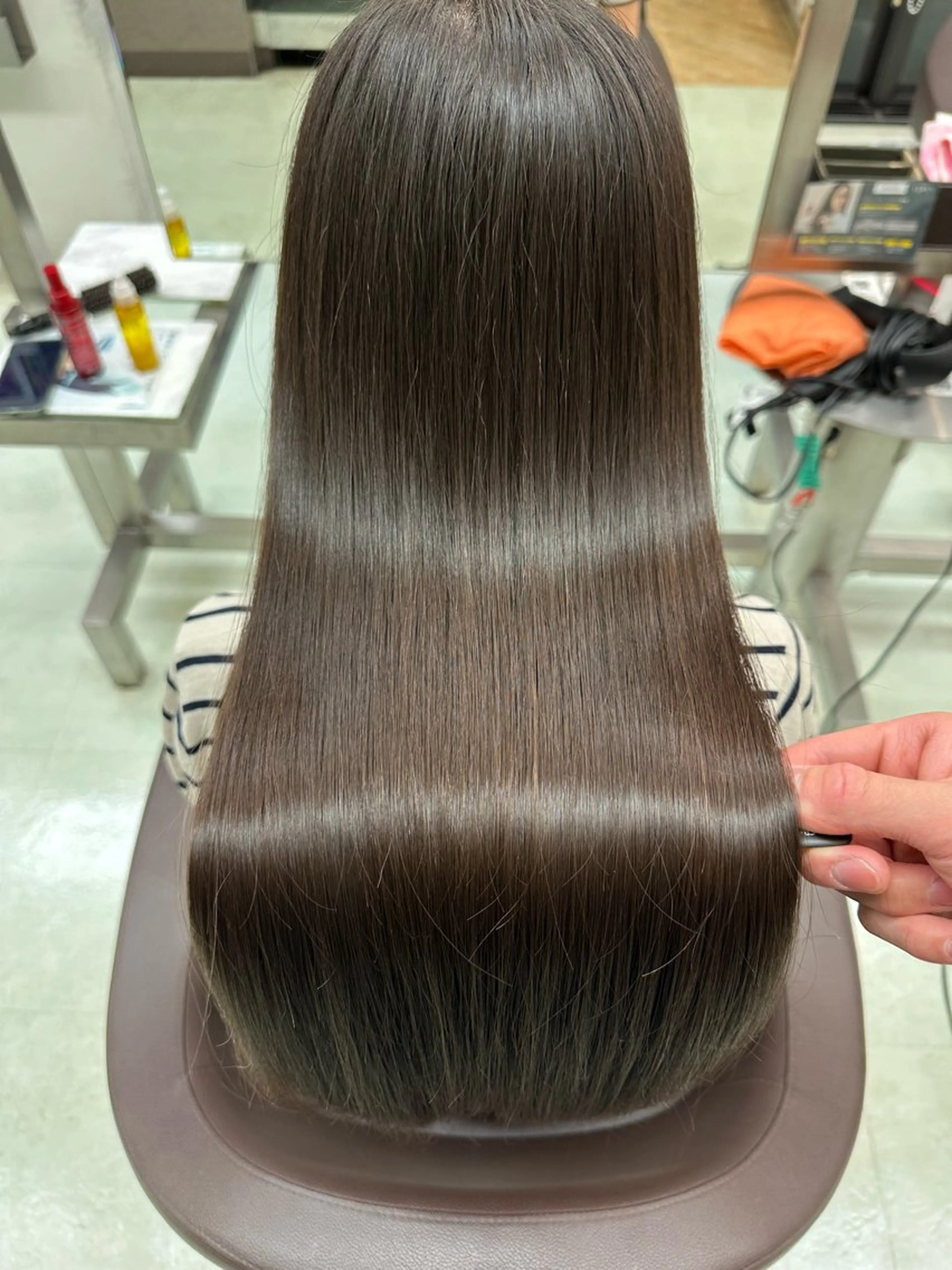 ミディアム トリートメント 濵本 紗希のヘアスタイル