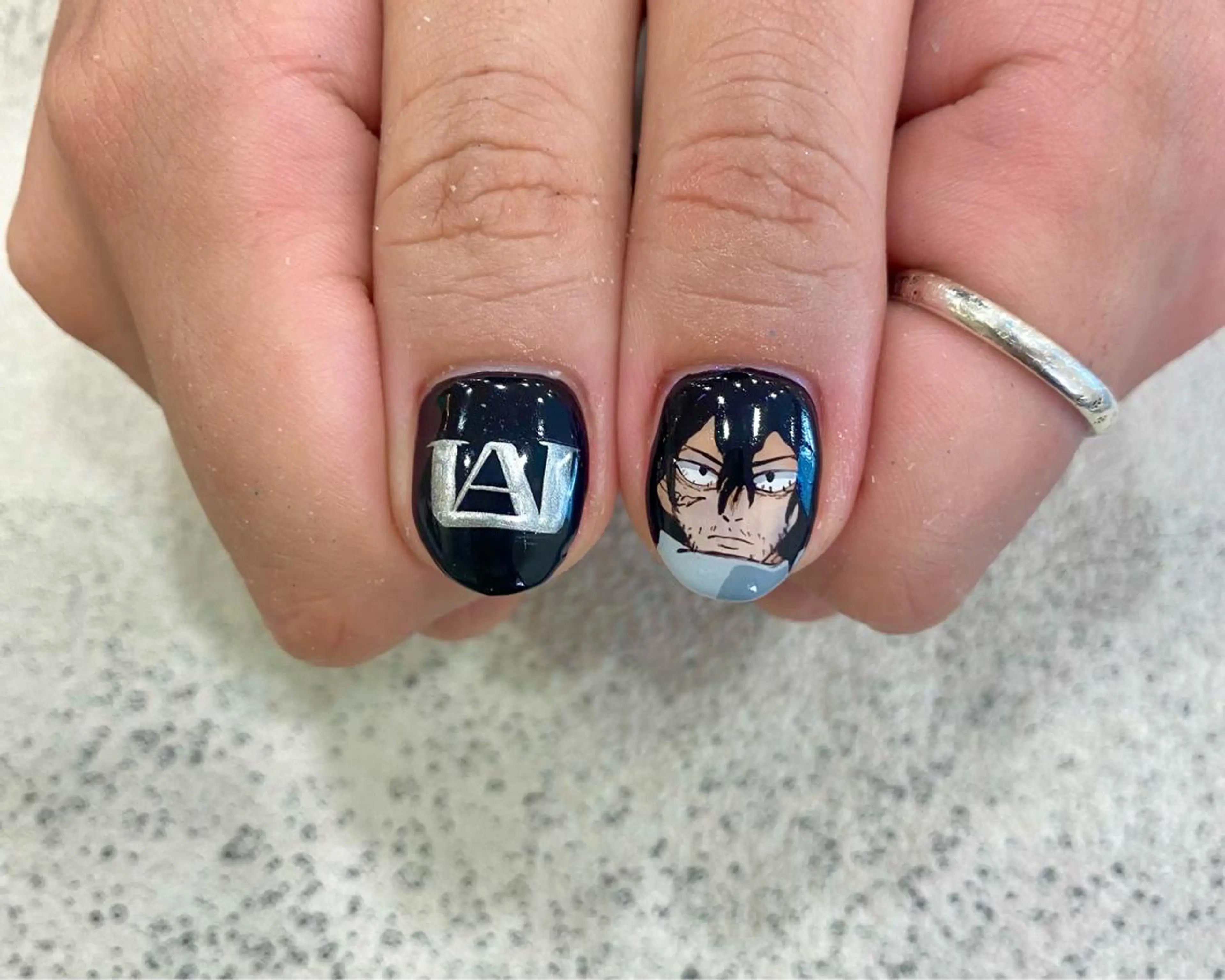 ネイル 安藤 彩乃のネイルデザイン