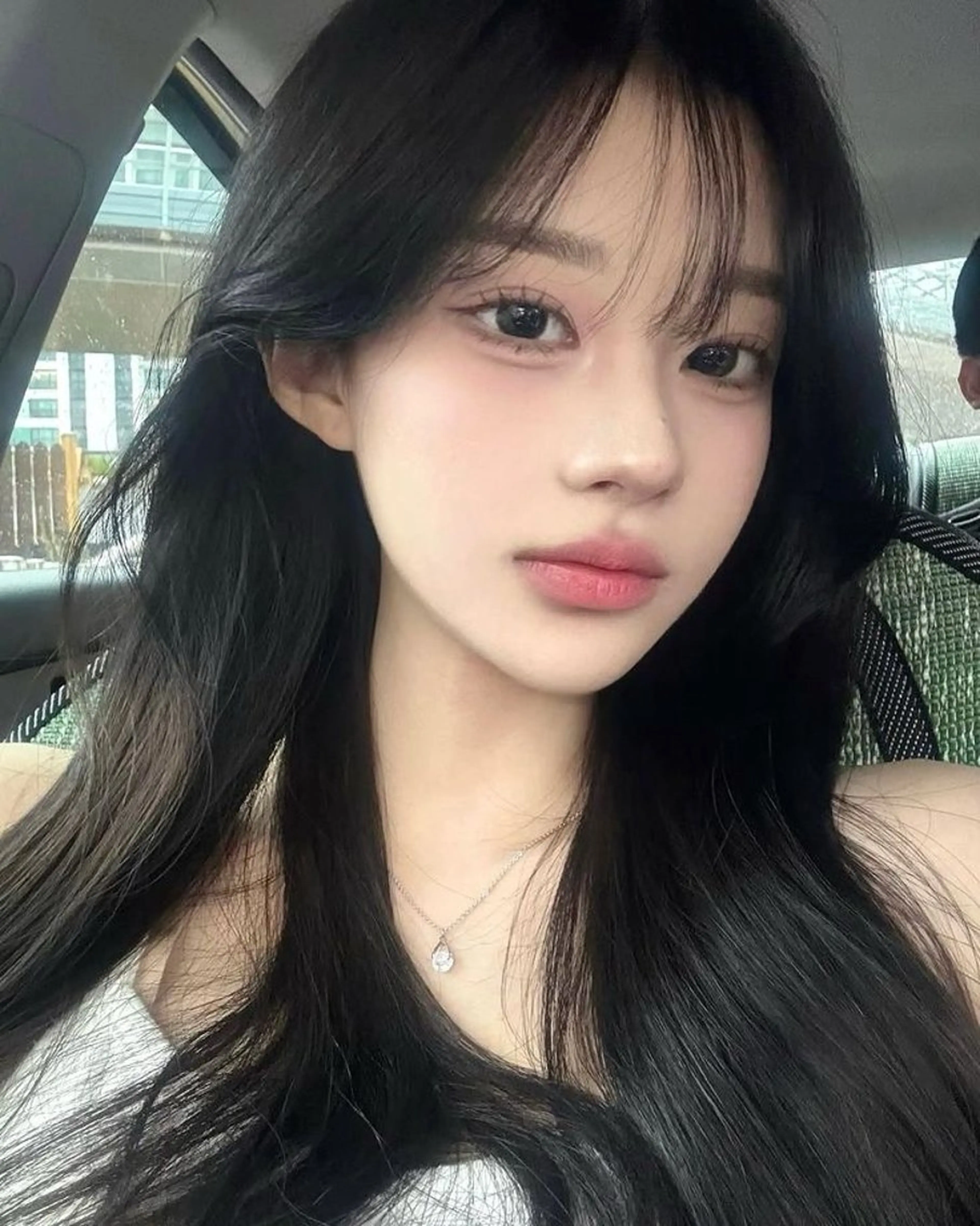 ロング カラー カット ヘアカラー 韓国風暗髪ヘア🤍 🫧MIREIのヘアスタイル