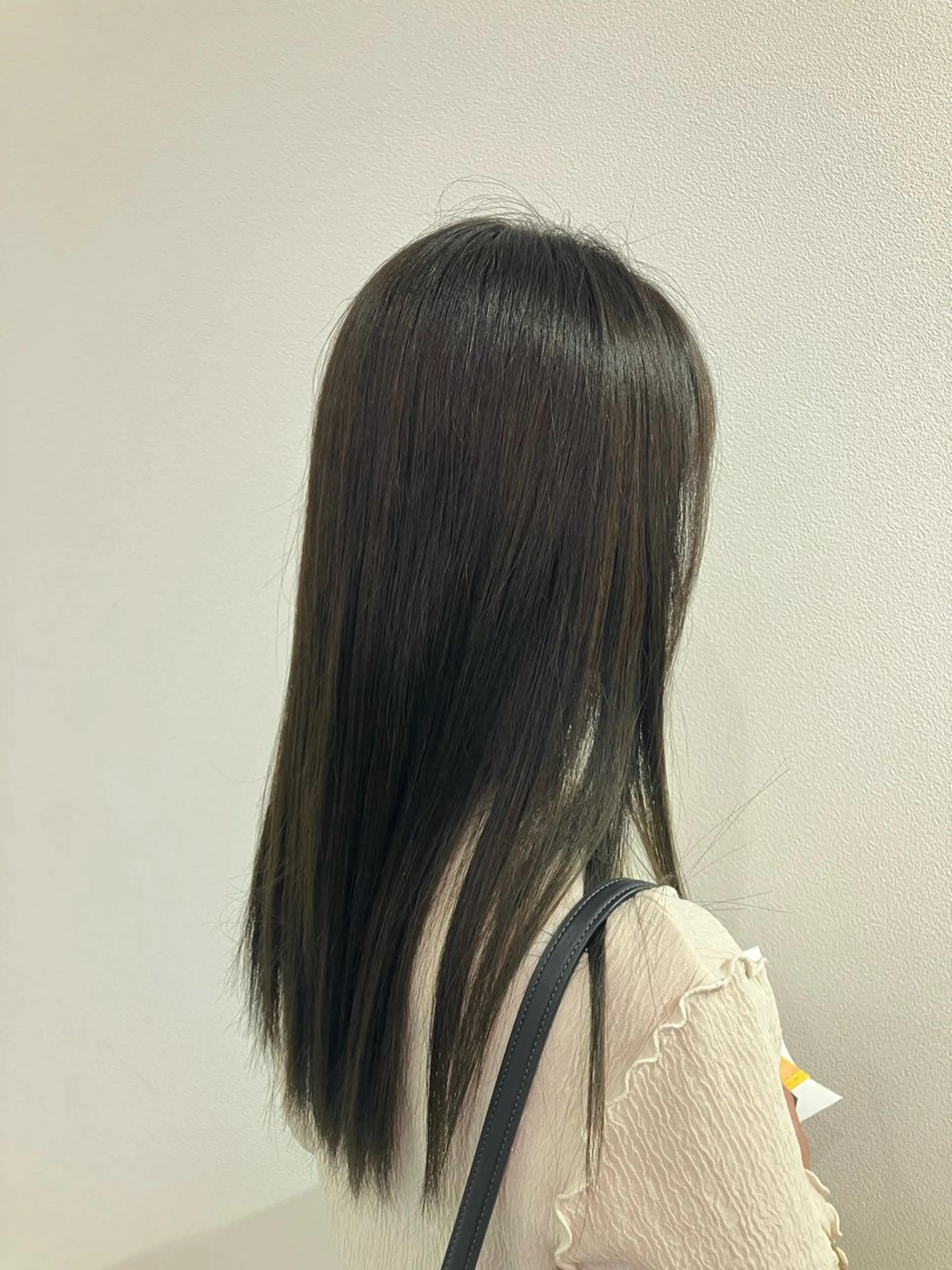 リタッチ（伸びているところだけ）＋水素カラーの写真