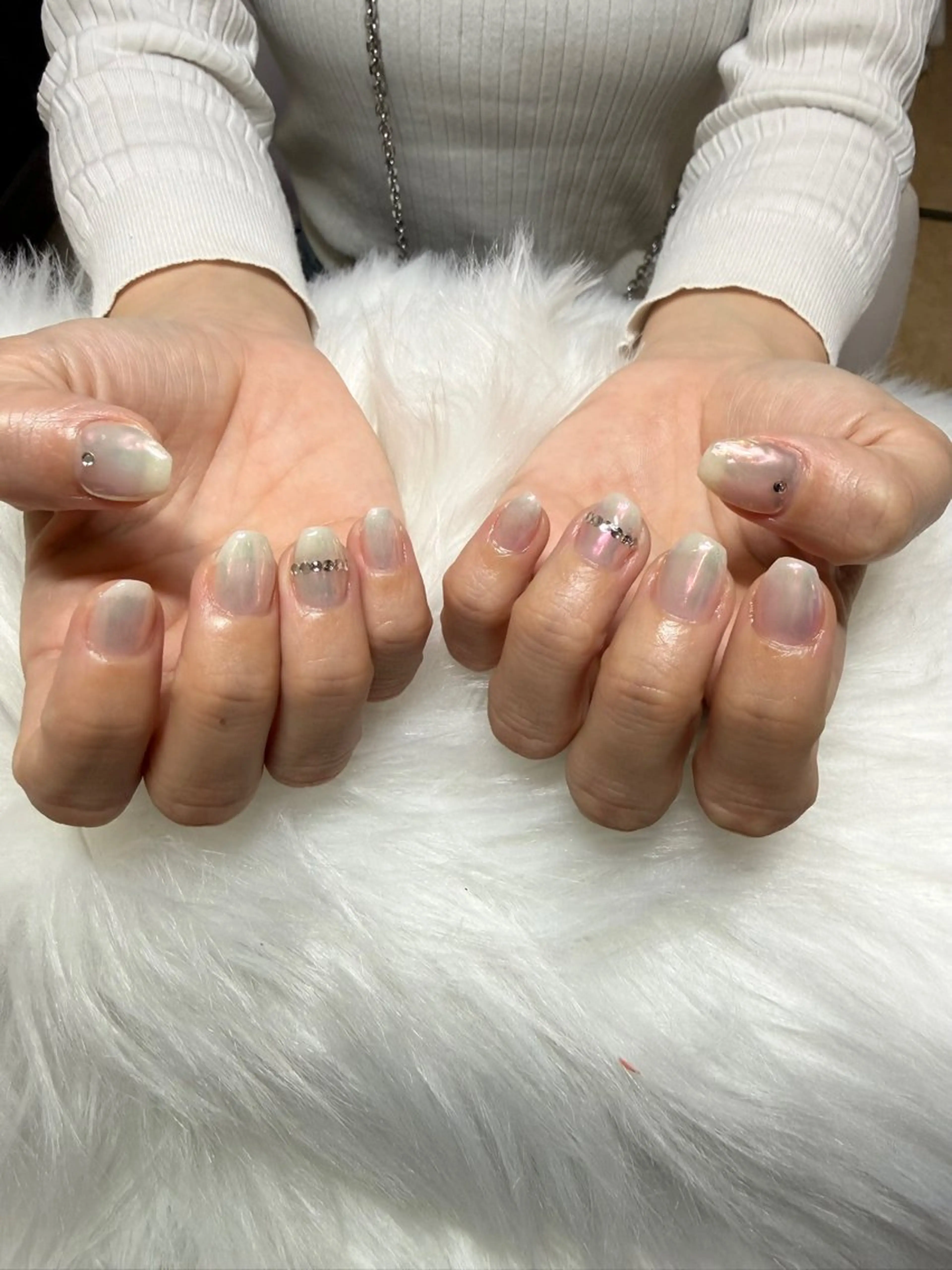 ネイル オーロラネイル veil Airiのネイルデザイン