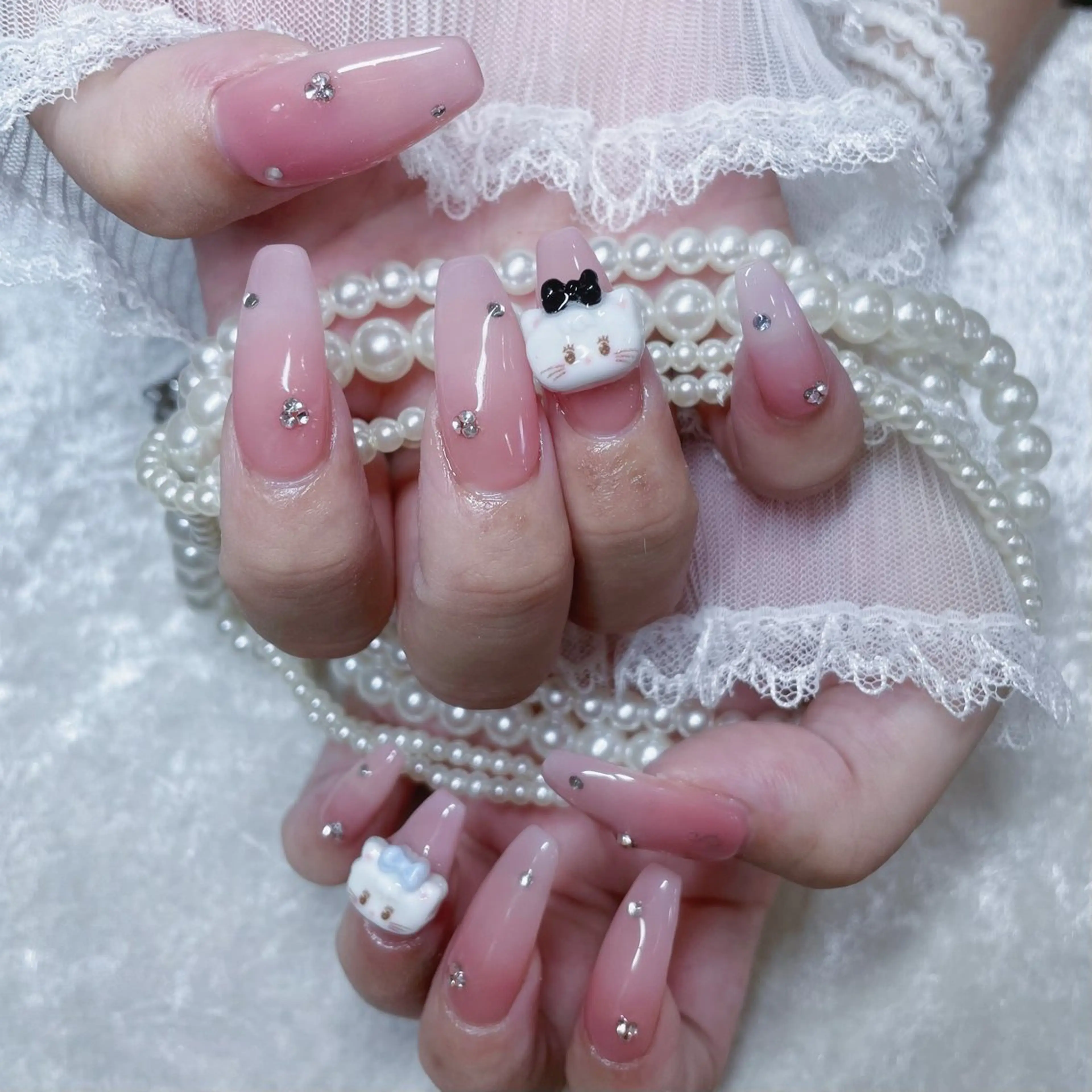 ネイル 持ち込み ハンドネイル MINAMI໒꒱ Y2K、韓国ガーリーのネイルデザイン