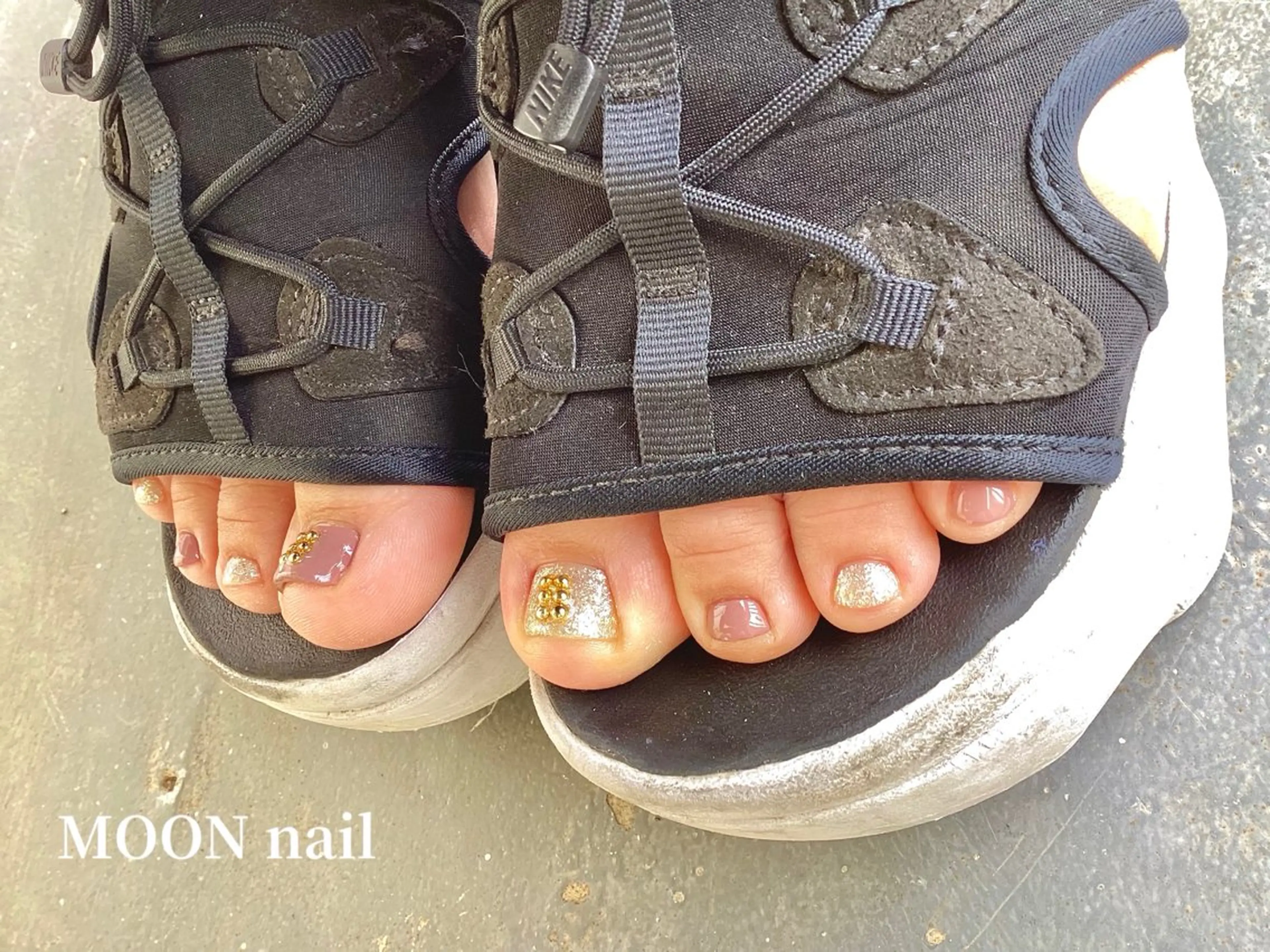 ネイル アートネイル フットネイル 浦添 MOON  nailのネイルデザイン