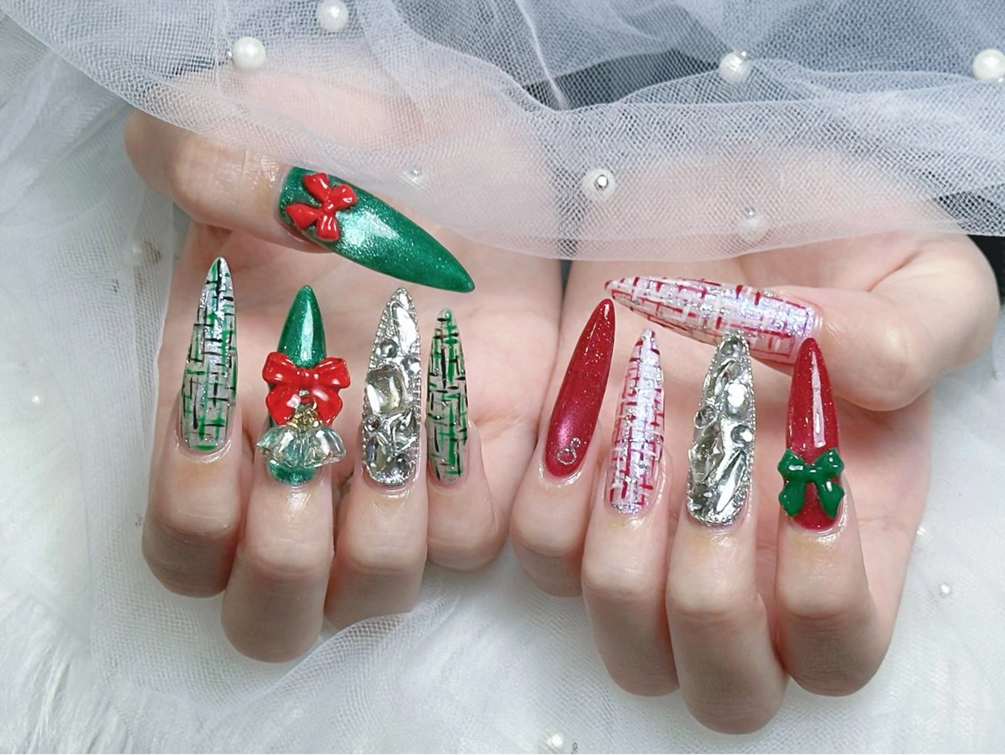 ネイル ハンドネイル フットネイル 【Eclat ｴｸﾗ】nail＆beauty所属・Eclat〔ｴｸﾗ〕 MOEKA𝜗𝜚*のネイルデザイン