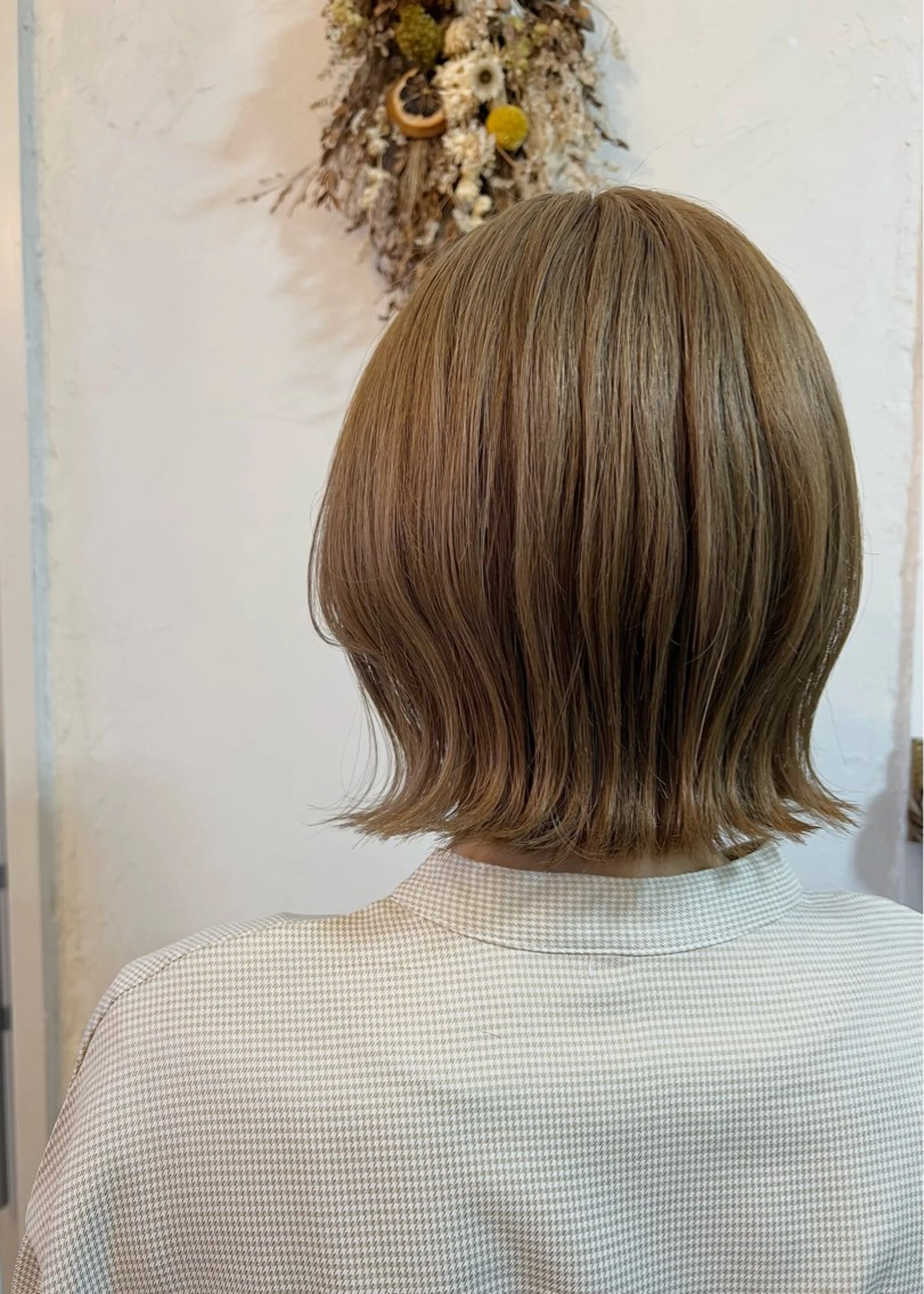 ショート ヘアカラー トリートメント 菅野 愛のヘアスタイル