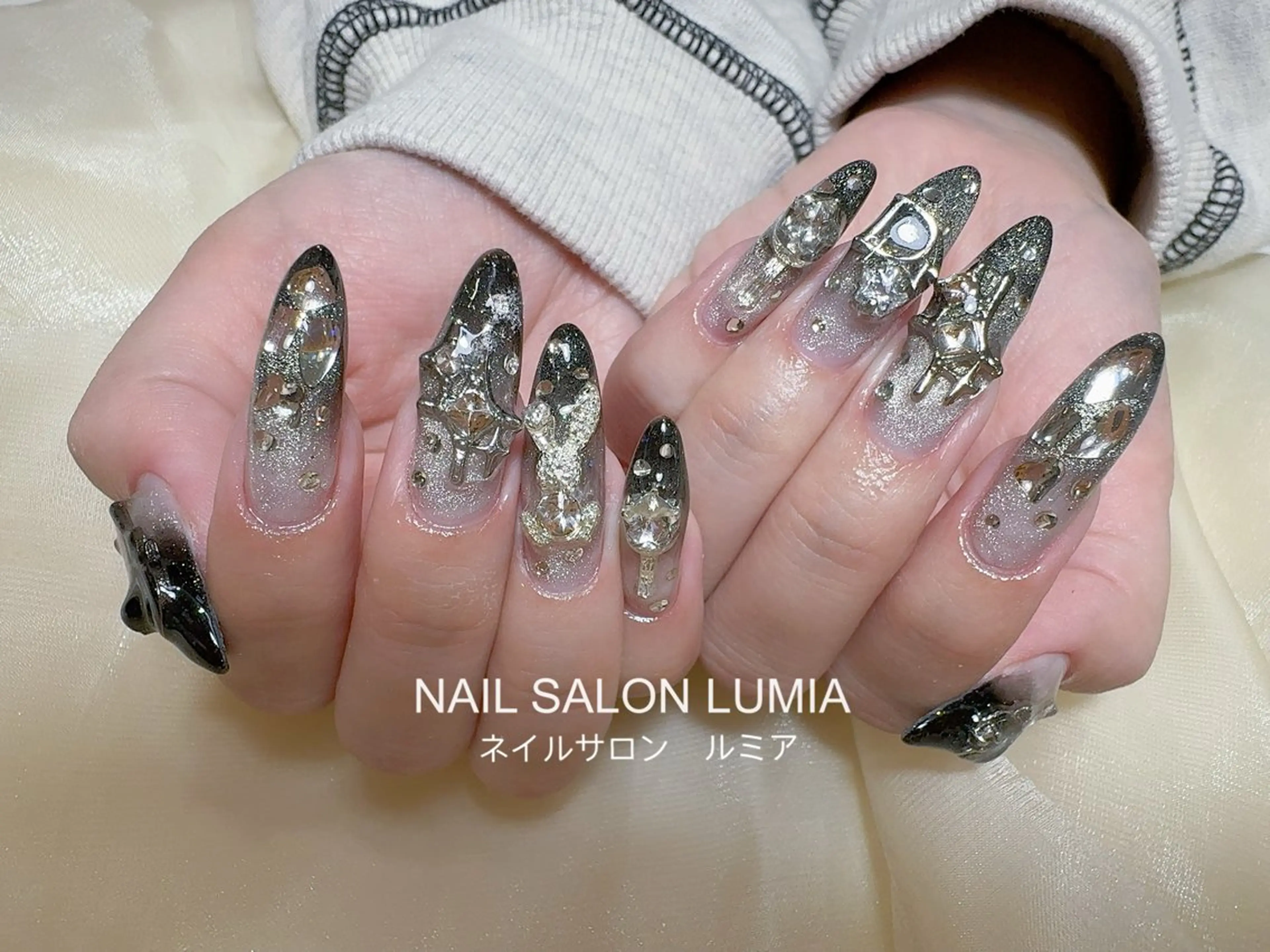 ネイル ハンドネイル ネイルサロン ルミア Lumia 店長のネイルデザイン
