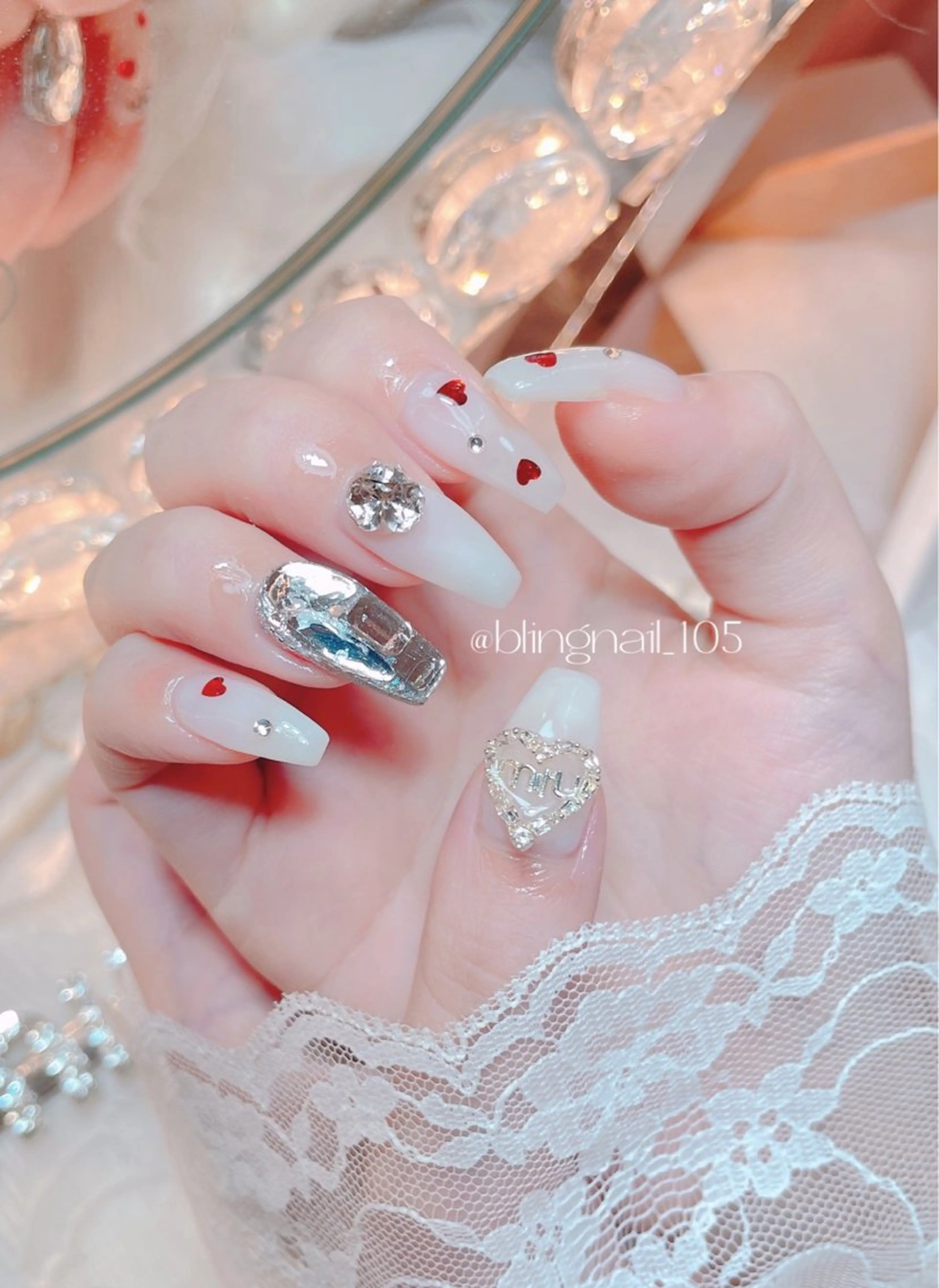 ネイル 23時まで❤︎韓国、 ワンホンネイルのネイルデザイン