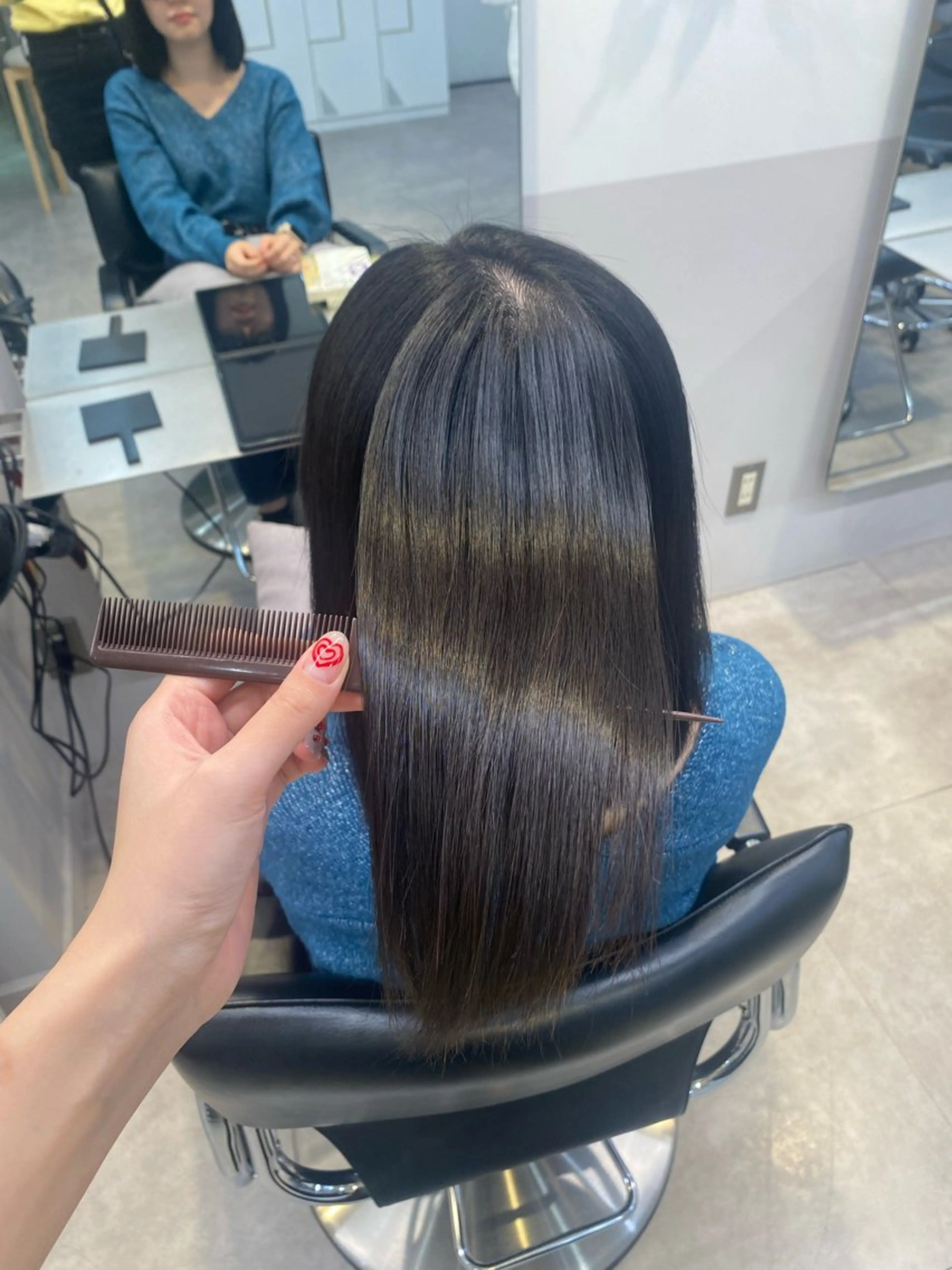 ミディアム ミディアムパーマ 縮毛矯正 💋sara/レイヤ ーカット【東日本橋】のヘアスタイル