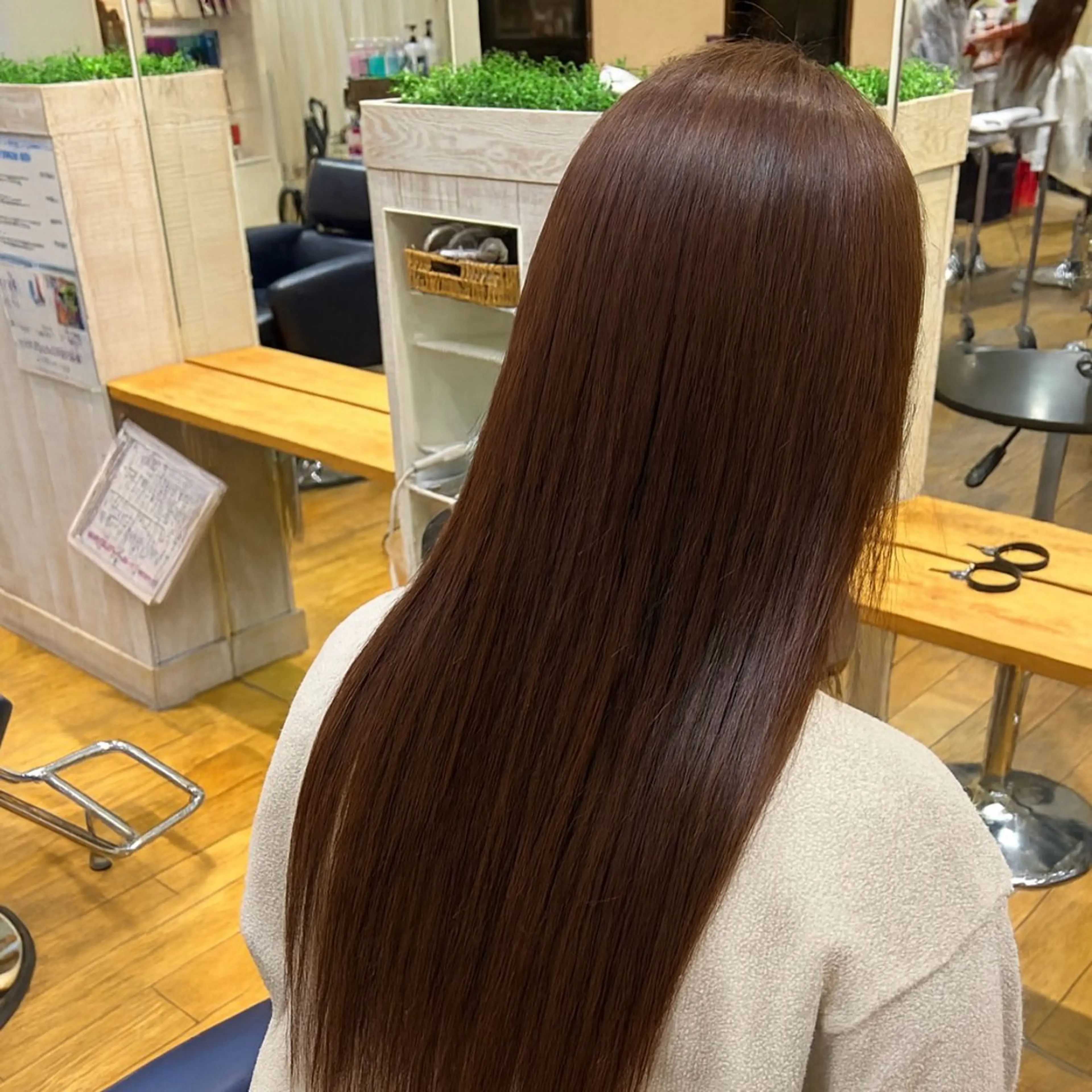 ロング カラー 縮毛矯正 太田 絵麻のヘアスタイル