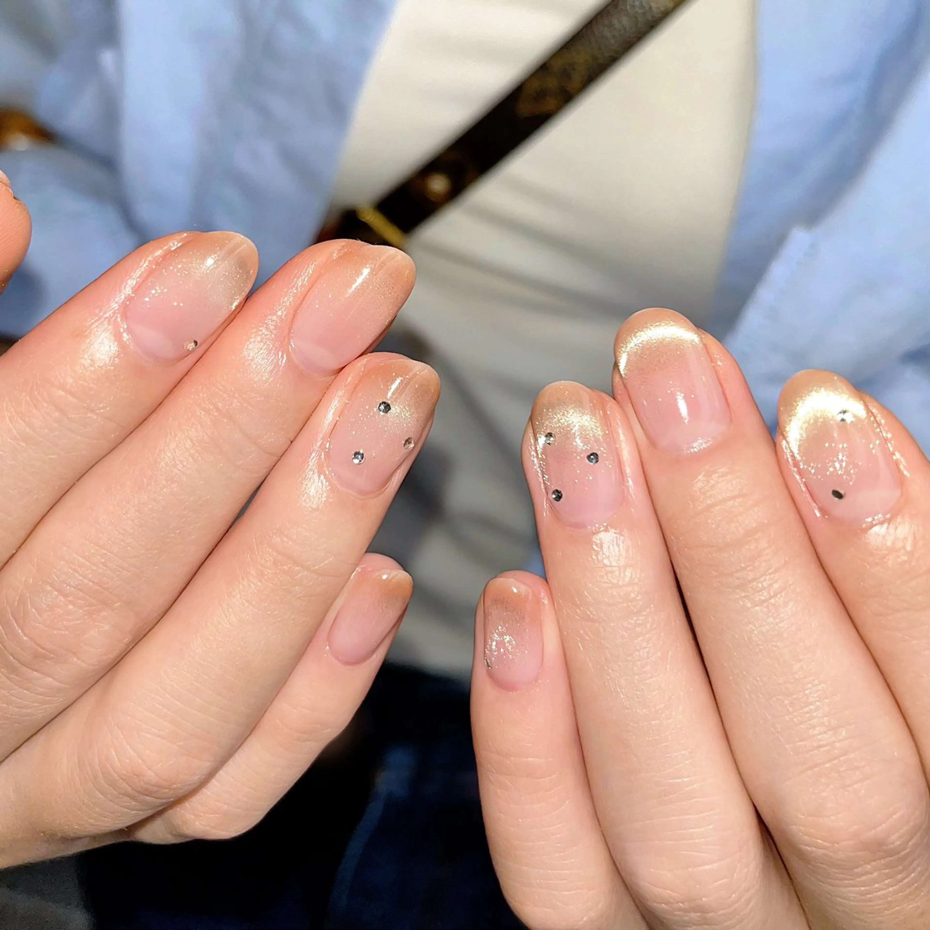 ネイル フレンチネイル ガーリー グラデーション マグネットネイル マグネットフレンチ ハンドネイル ハンドケア 🎀NAIL🎀 AI🪄︎︎◝✩のネイルデザイン