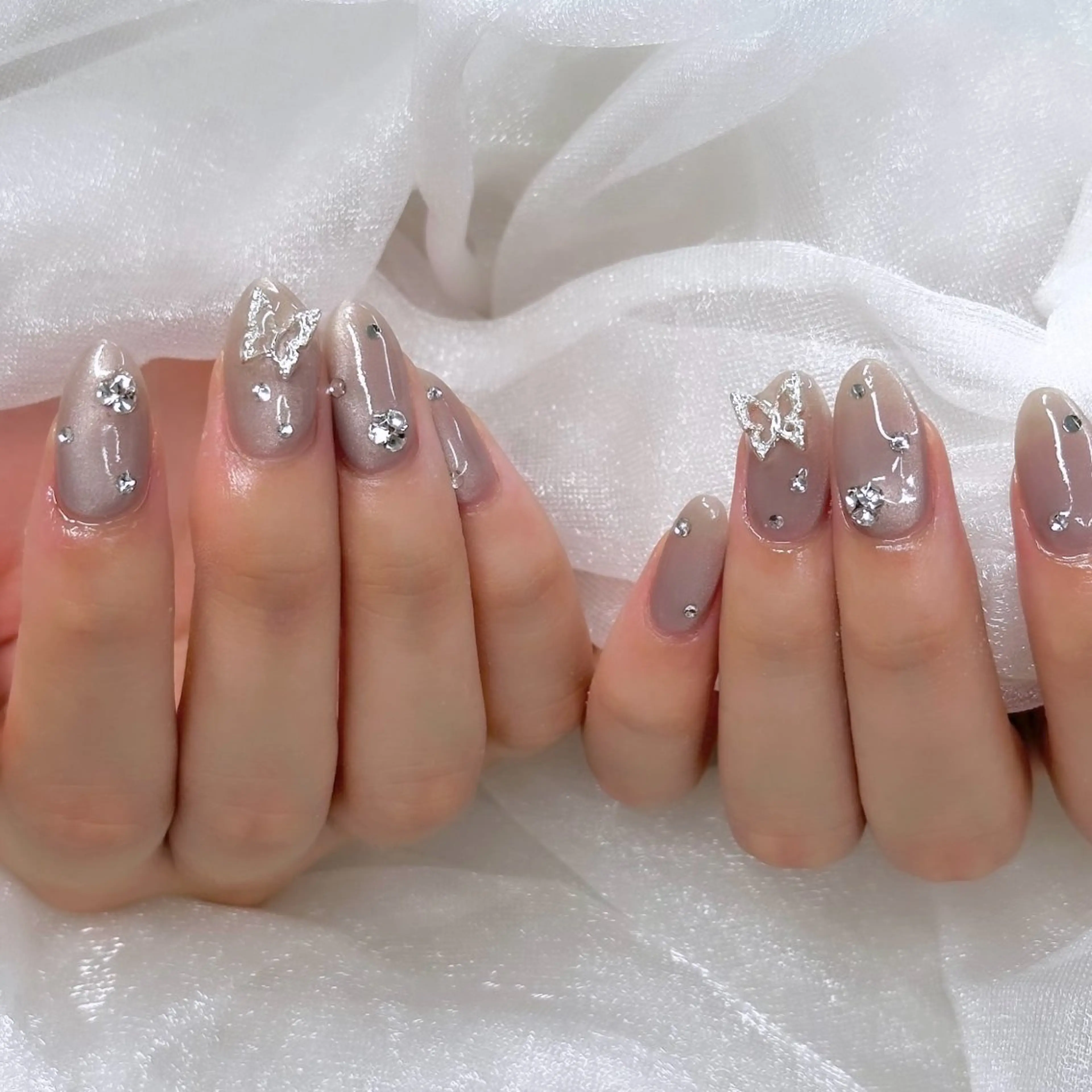 ハンド💅✨️マグネットワンカラー【オフ有】《パラジェル変更可能》ご新規様オフ無料の写真