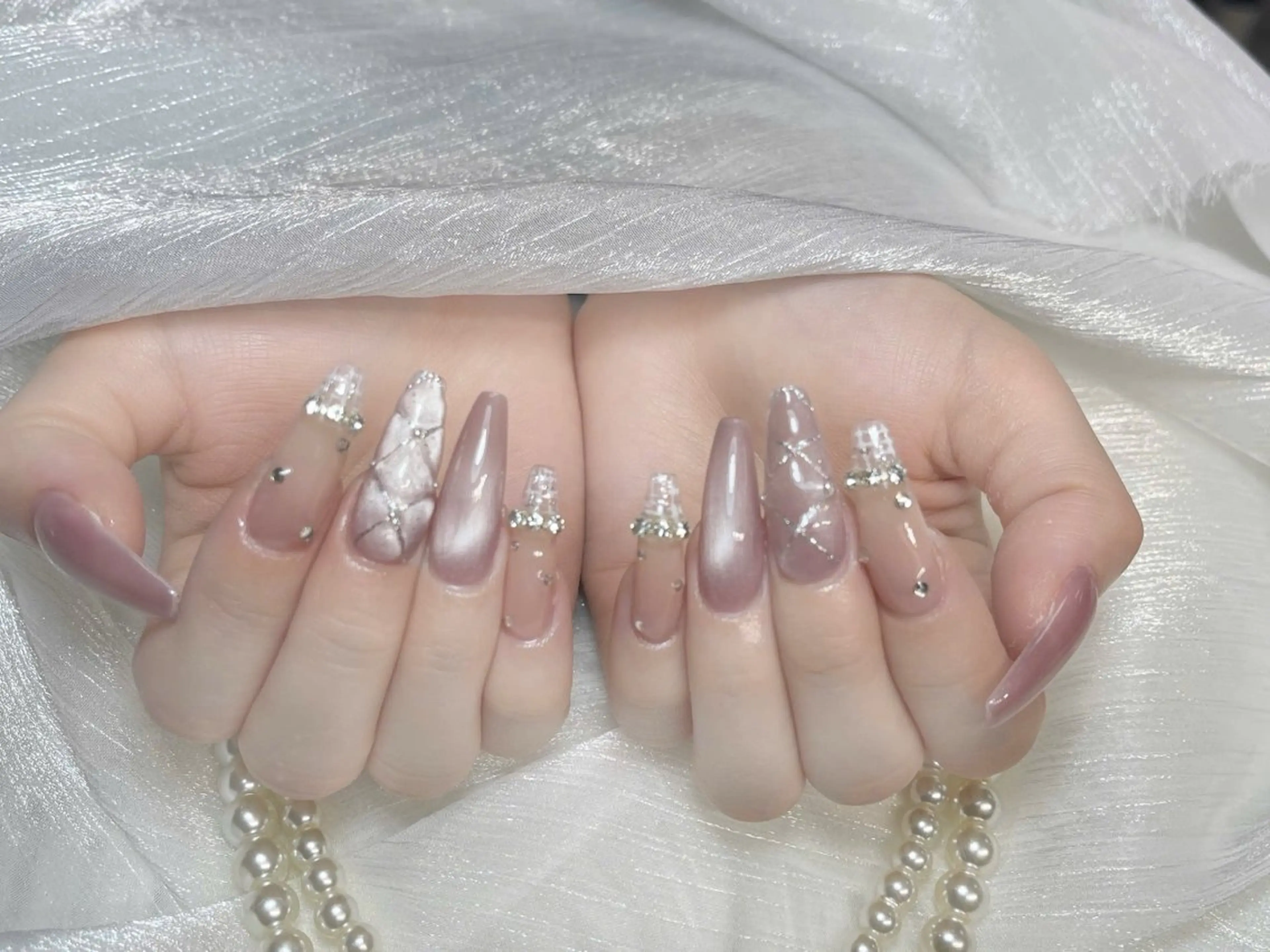 ネイル 長さ出し フットネイル ジェルネイル 韓国ネイル マグネットネイル ハンドネイル YMT． NailStudioのネイルデザイン