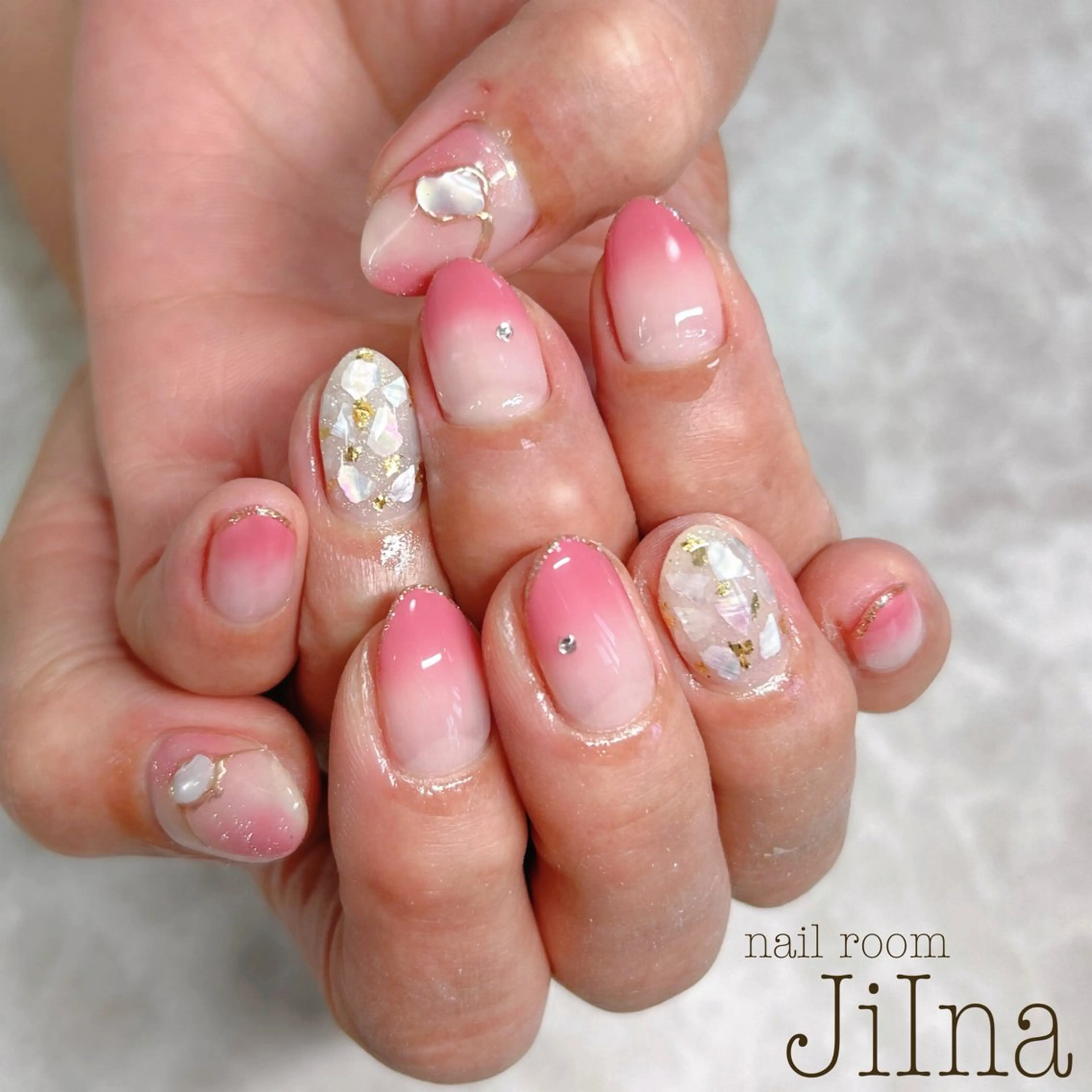 ネイル 持ち込み JiIna nailのネイルデザイン