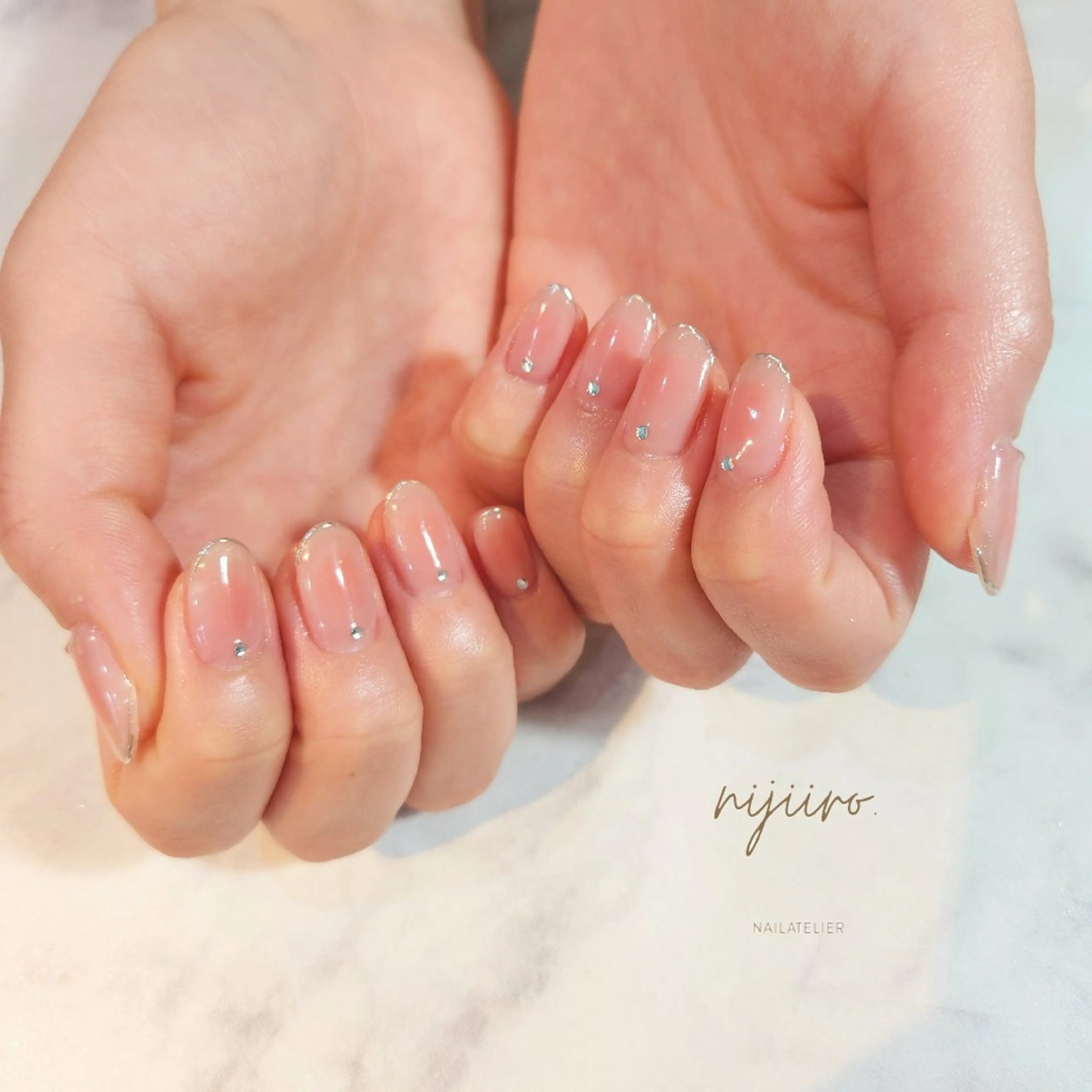 ネイル ハンドネイル nailatelier nijiiro.所属・nijiiro🌈 サトウのネイルデザイン