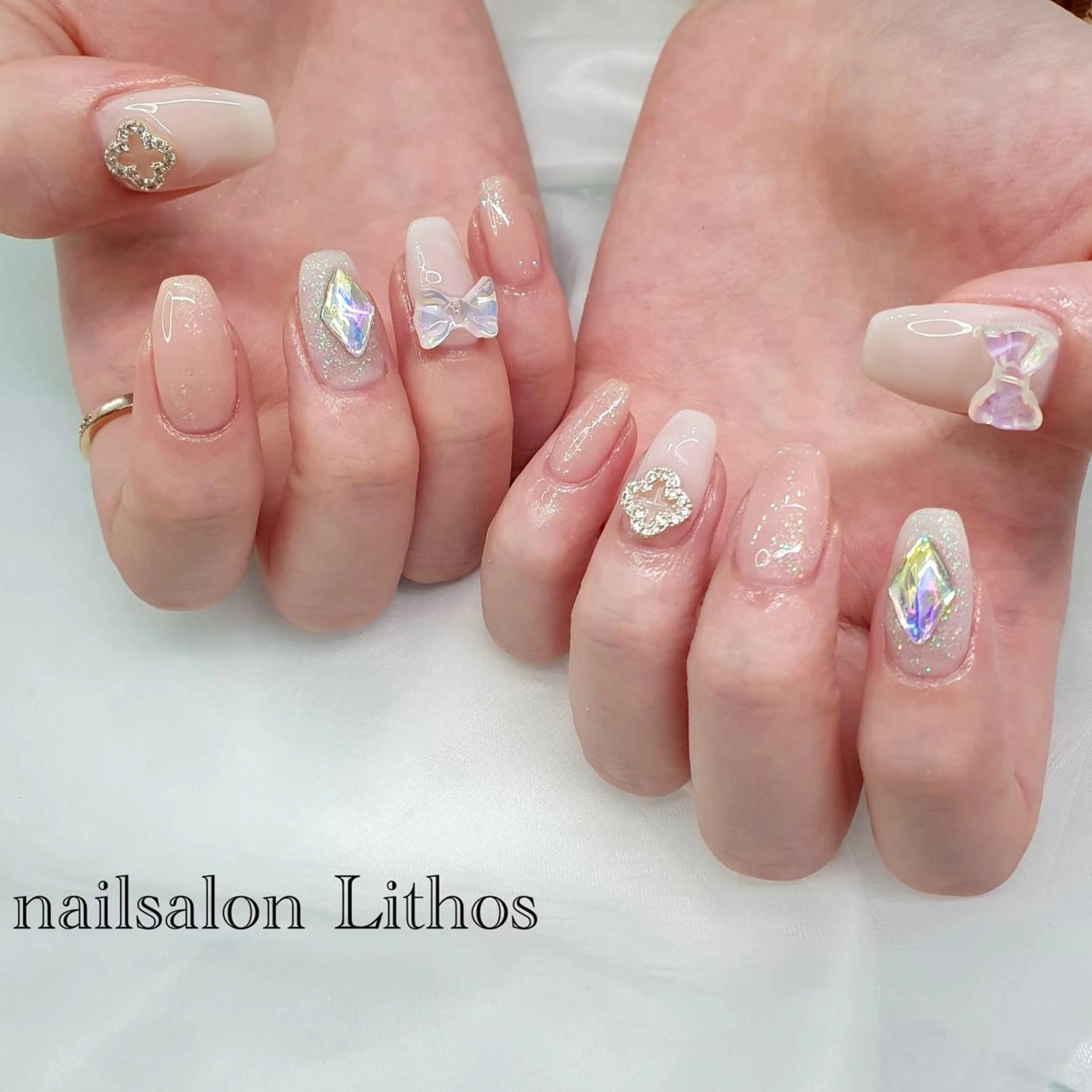 ネイル 氷ネイル・うるうるネイル ハンドネイル nailsalon Lithos所属・nailsalon Recontreのネイルデザイン