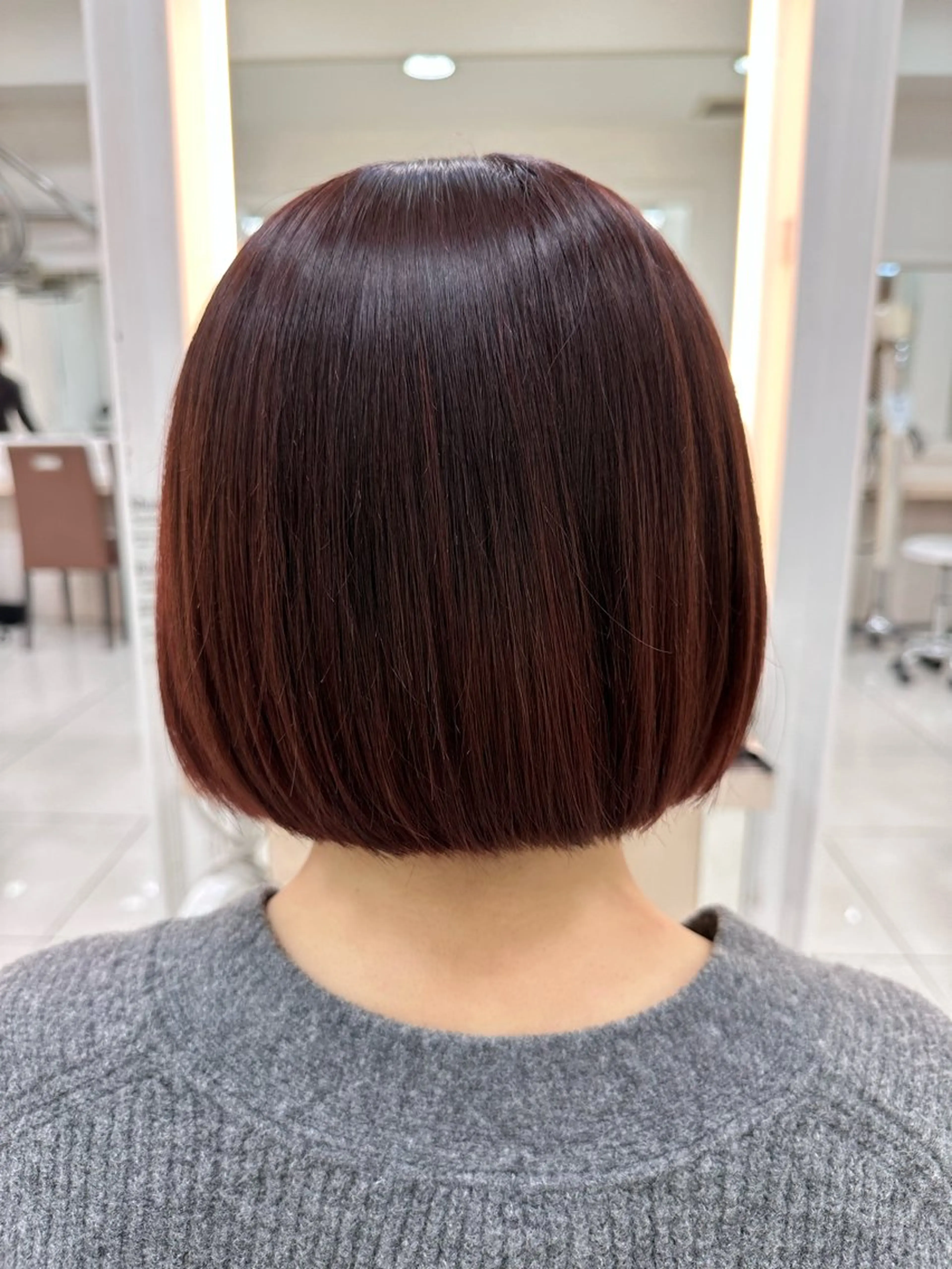 ショート ボブ 伊佐 愛のヘアスタイル