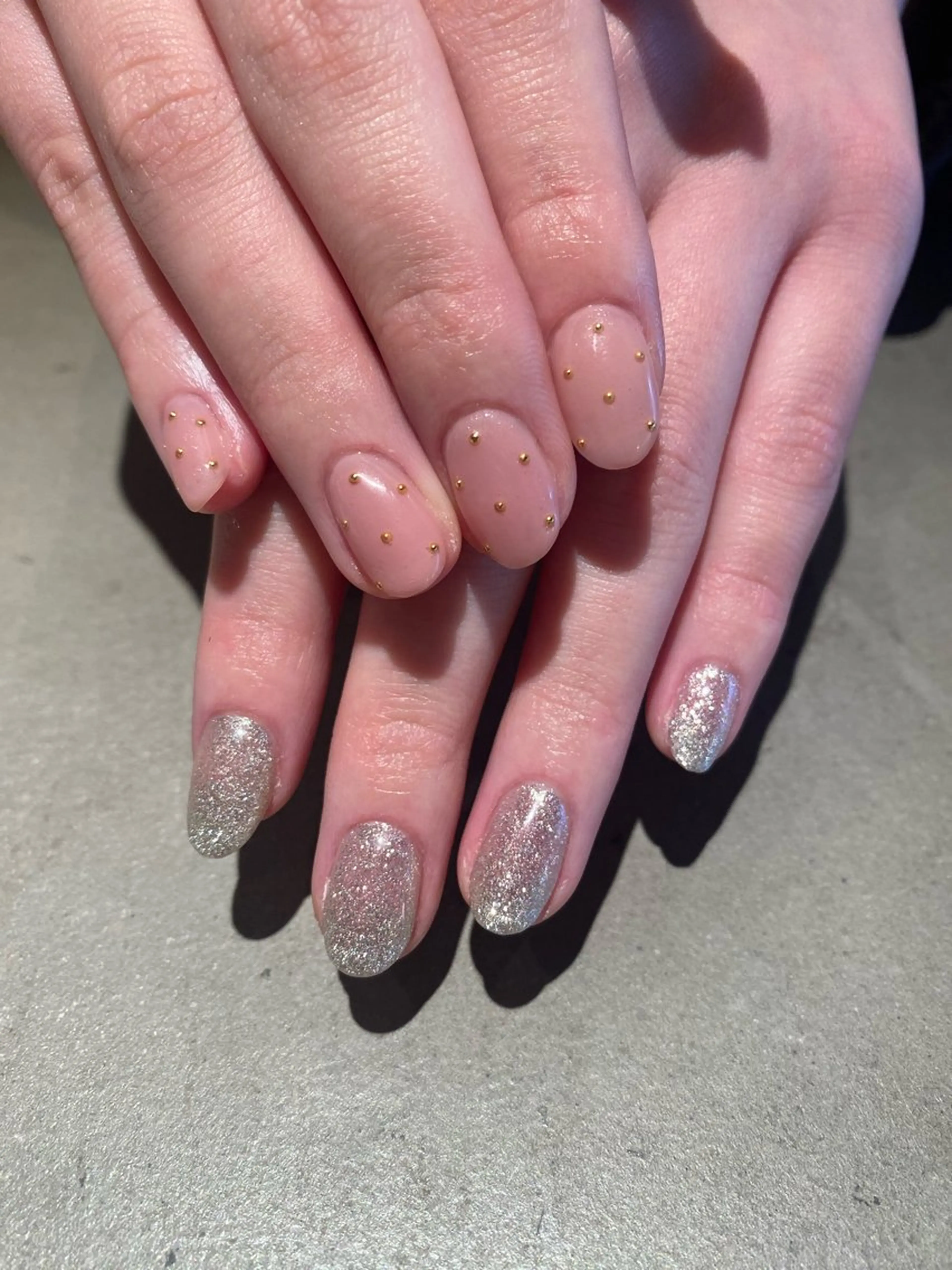 ネイル ハンドネイル 藤井 里緒奈のネイルデザイン