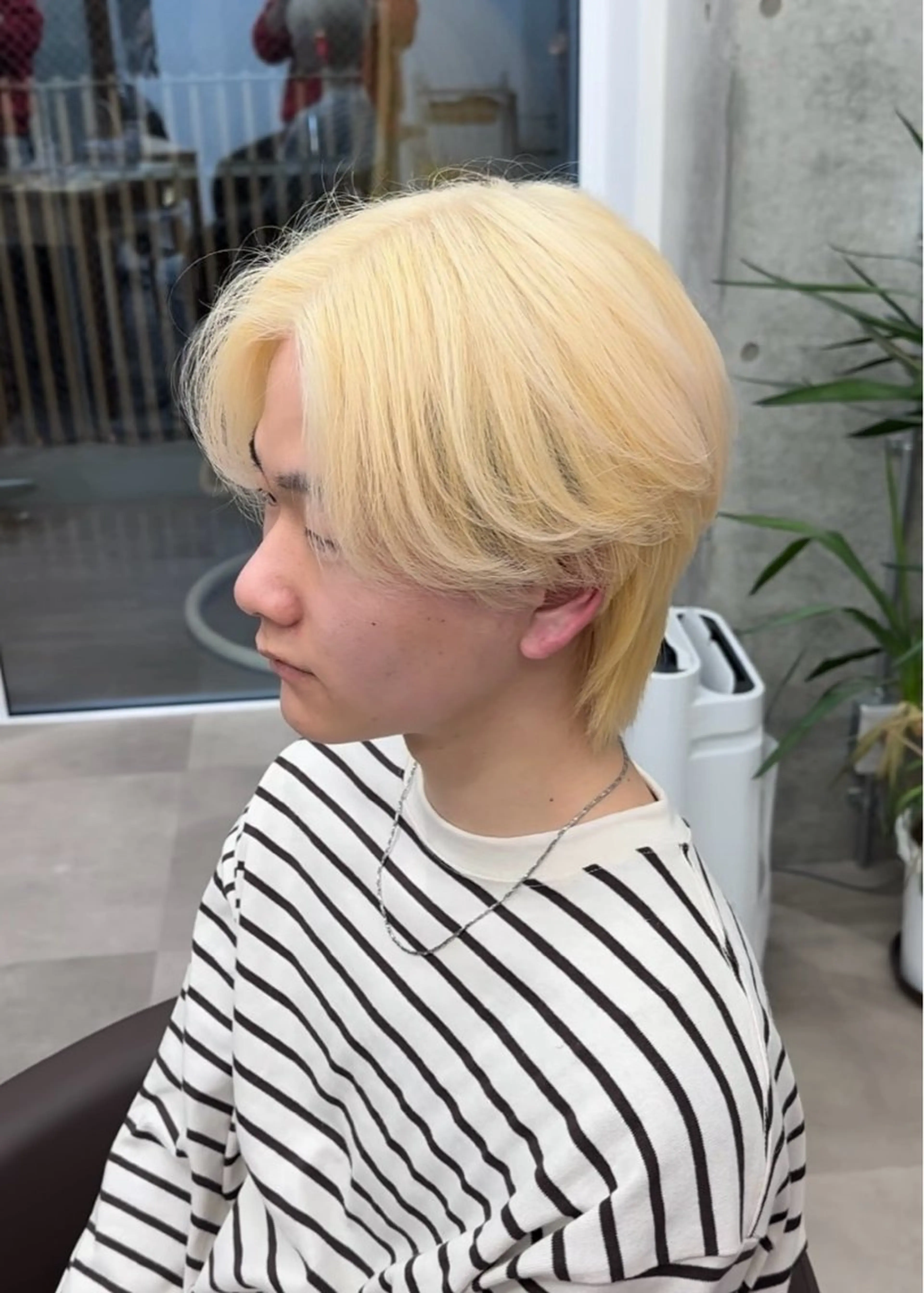 カラー メンズ メンズブリーチ ブリーチ 抜きっぱなしブロンド ブロンド カット ヘアカラー トリートメント 佃 優音のヘアスタイル