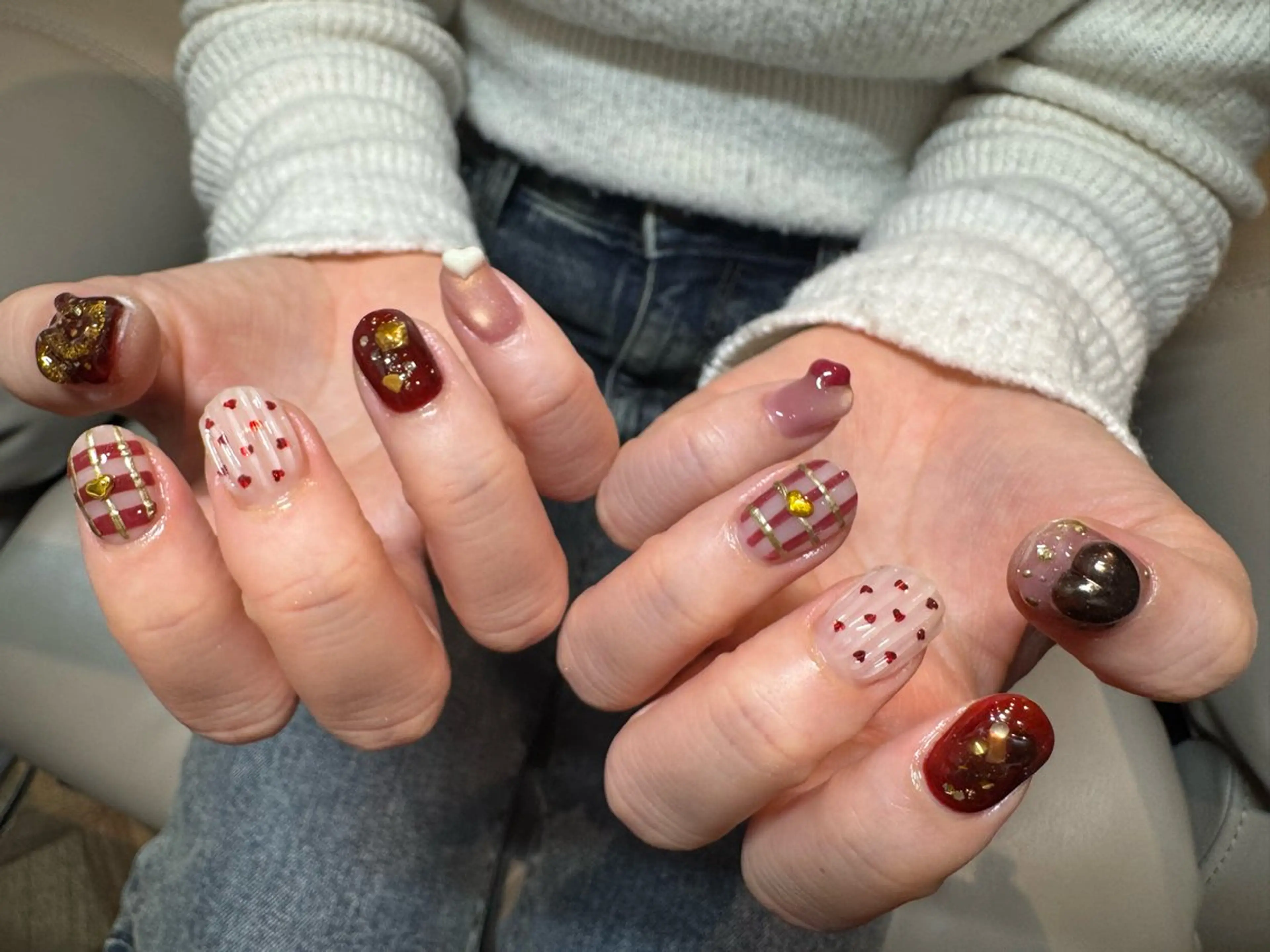 ネイル バレンタイン ハンドネイル tsumeasobi所属・tsumeasobi 🪬macoのネイルデザイン