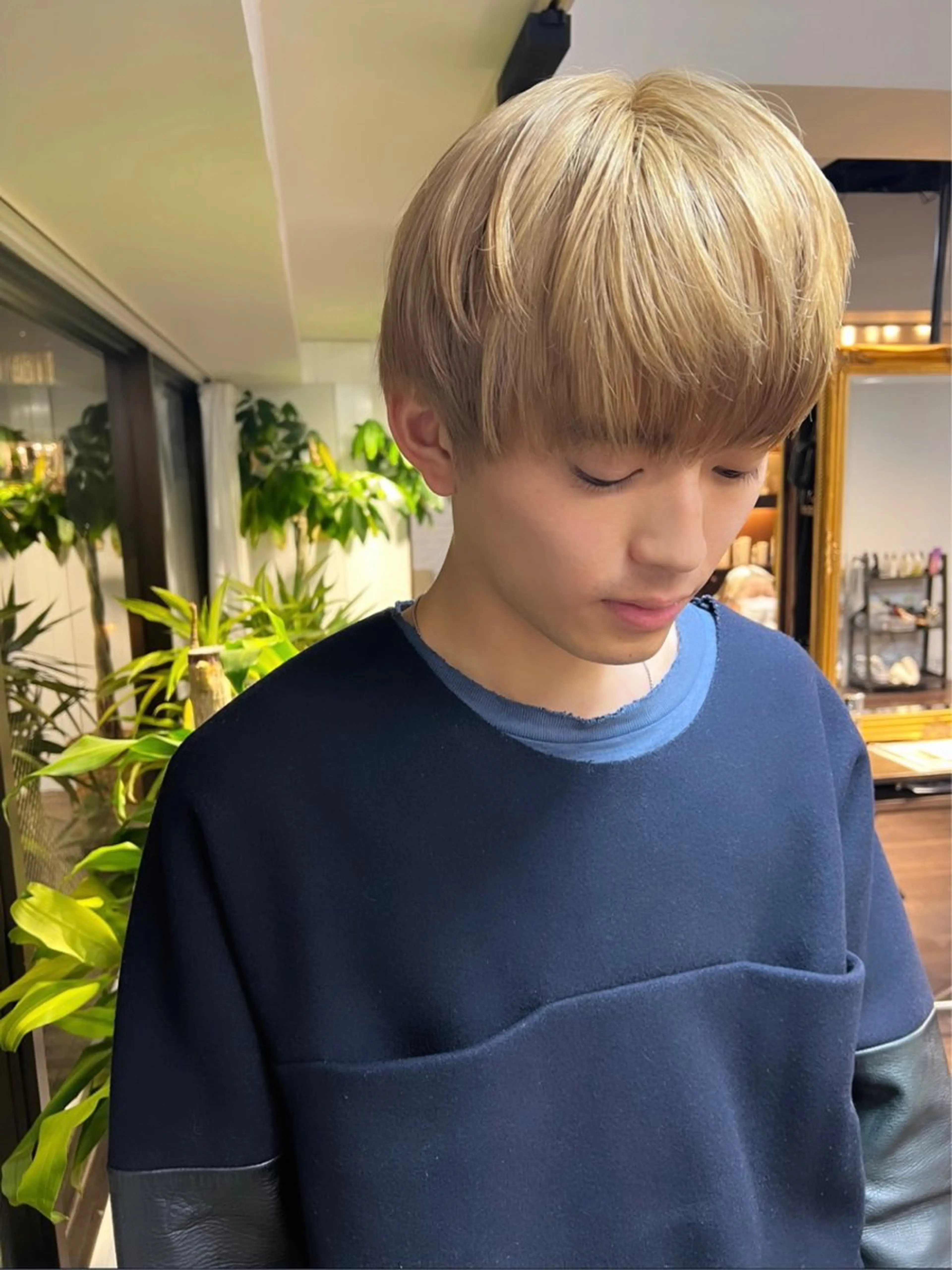 カラー メンズ メンズブリーチ メンズハイトーン メンズ韓国風 ブリーチ ケアブリーチ nendo_hair所属・ハイトーン/ボブ 🎀sonokaのヘアスタイル