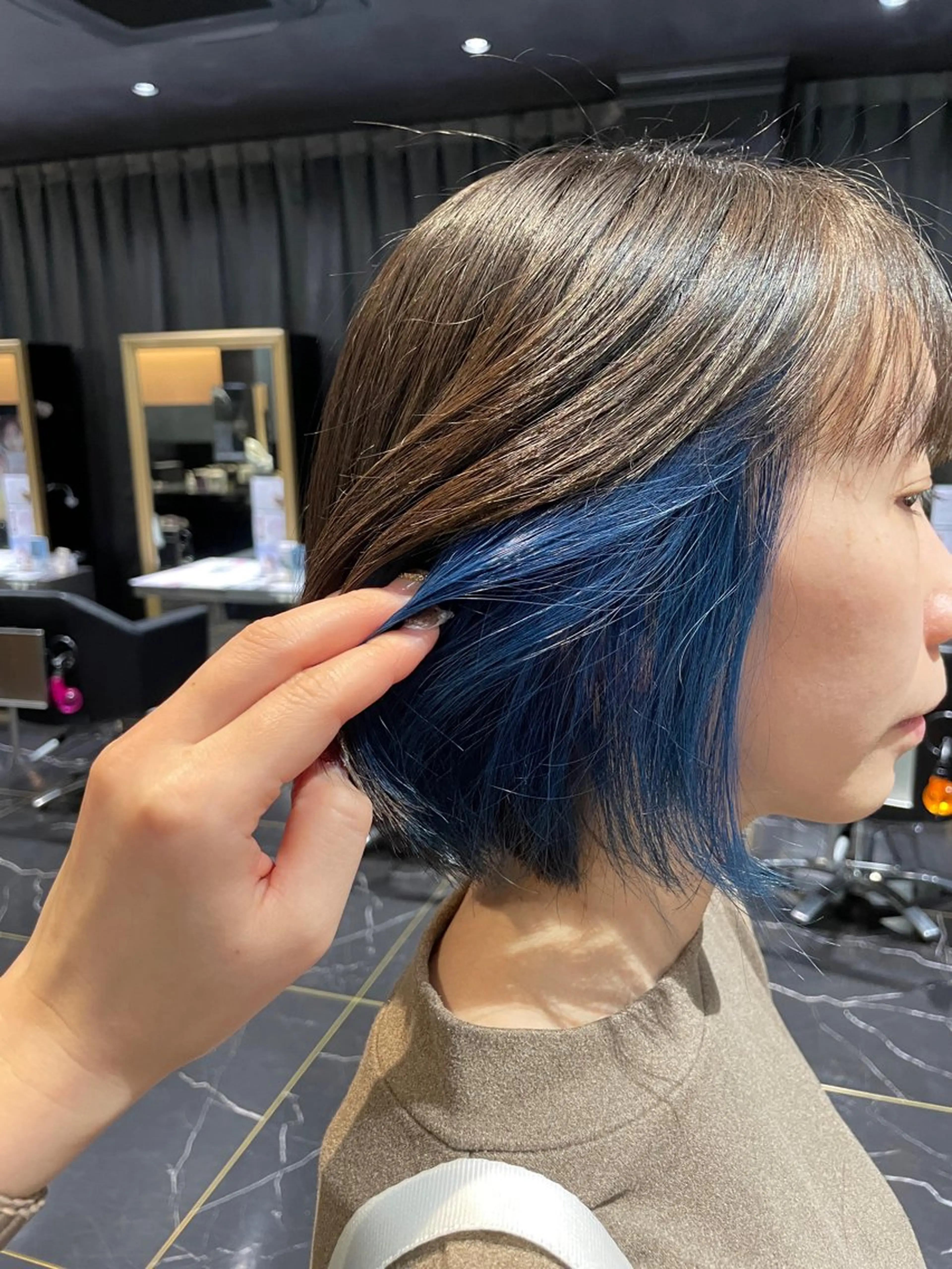 ショート カラー ブリーチ イルミナカラー ヘアカラー インナーカラー/ 韓国風🌿RIKOのヘアスタイル